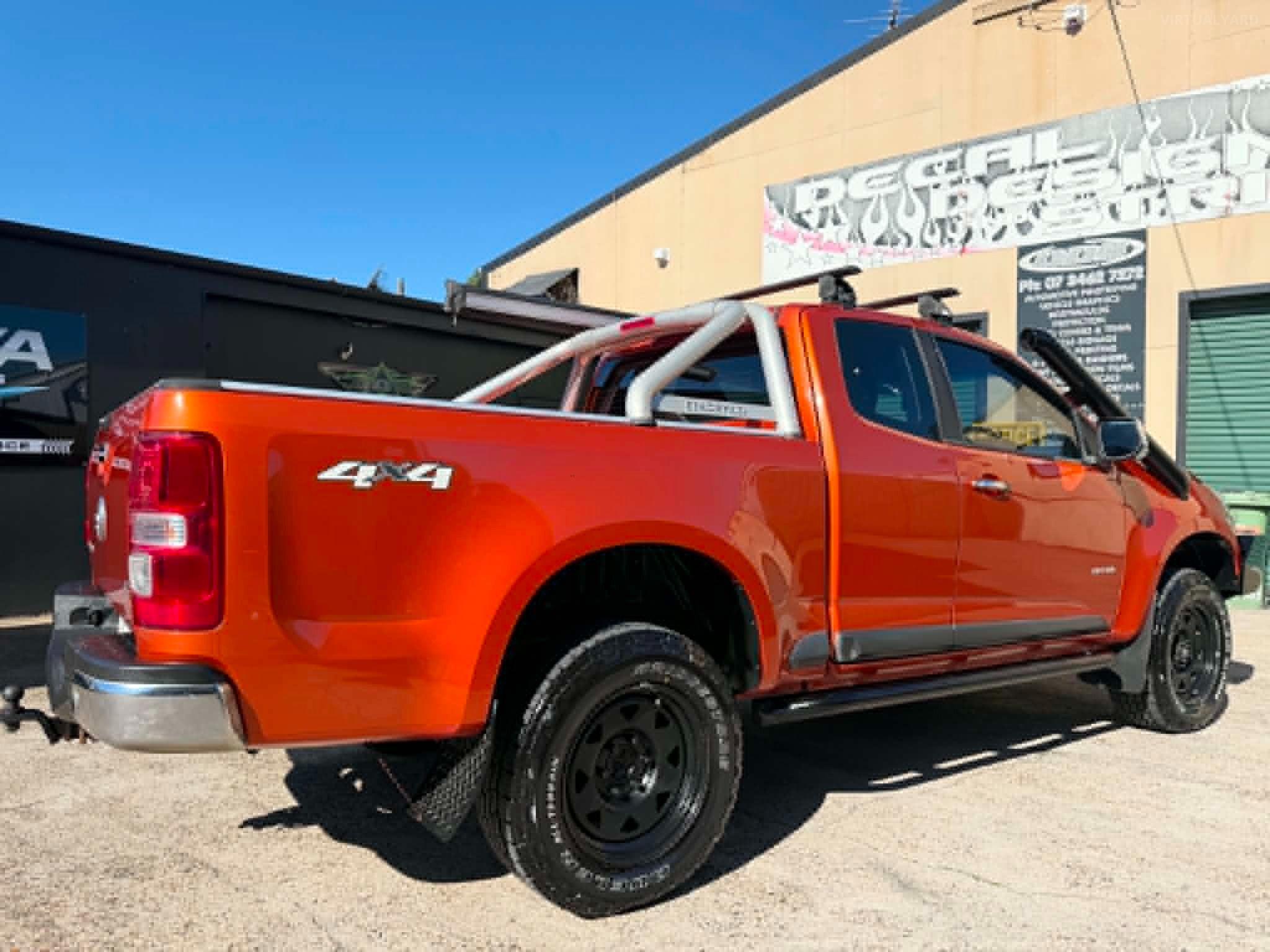 HOLDEN COLORADO