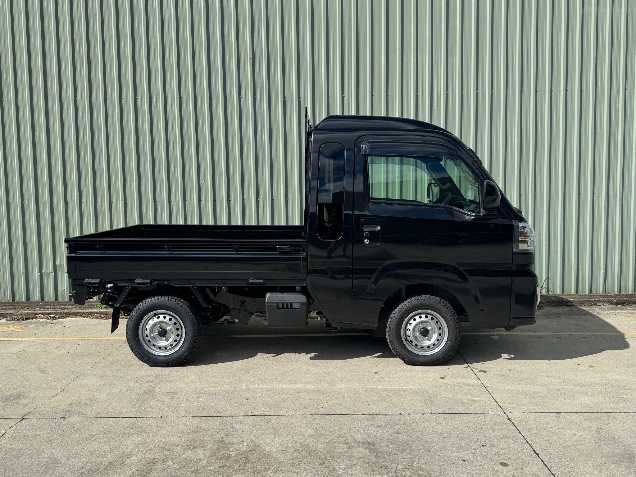 DAIHATSU HI-JET