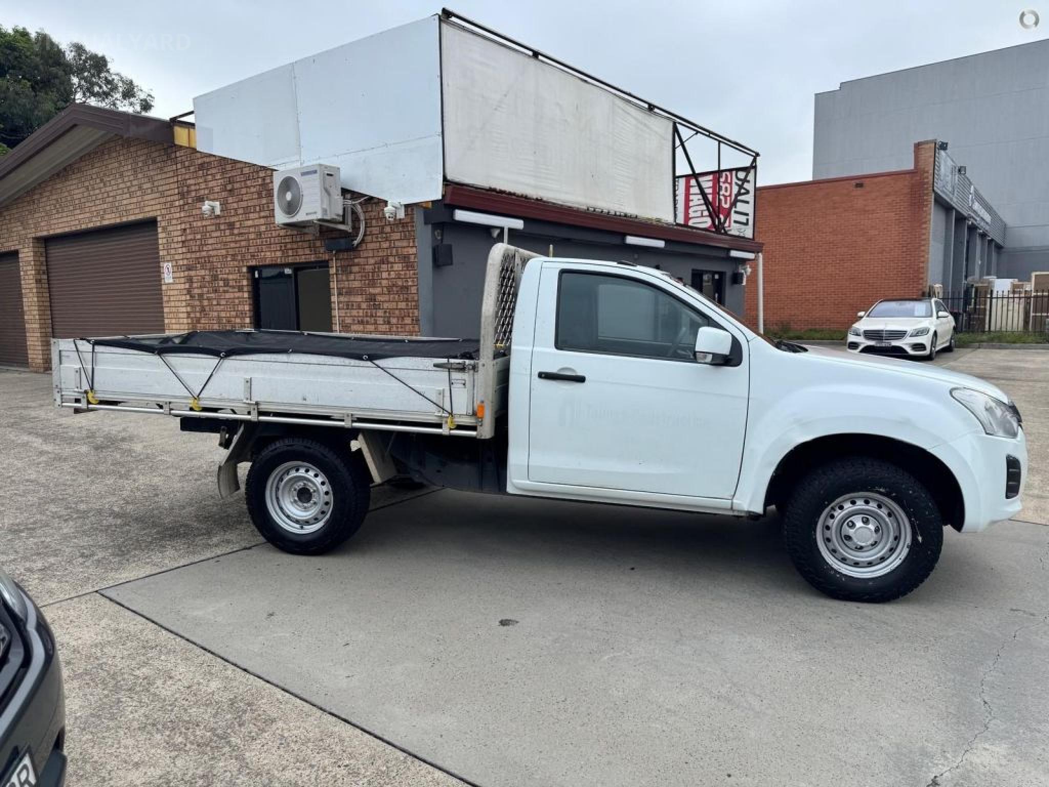 ISUZU D-MAX
