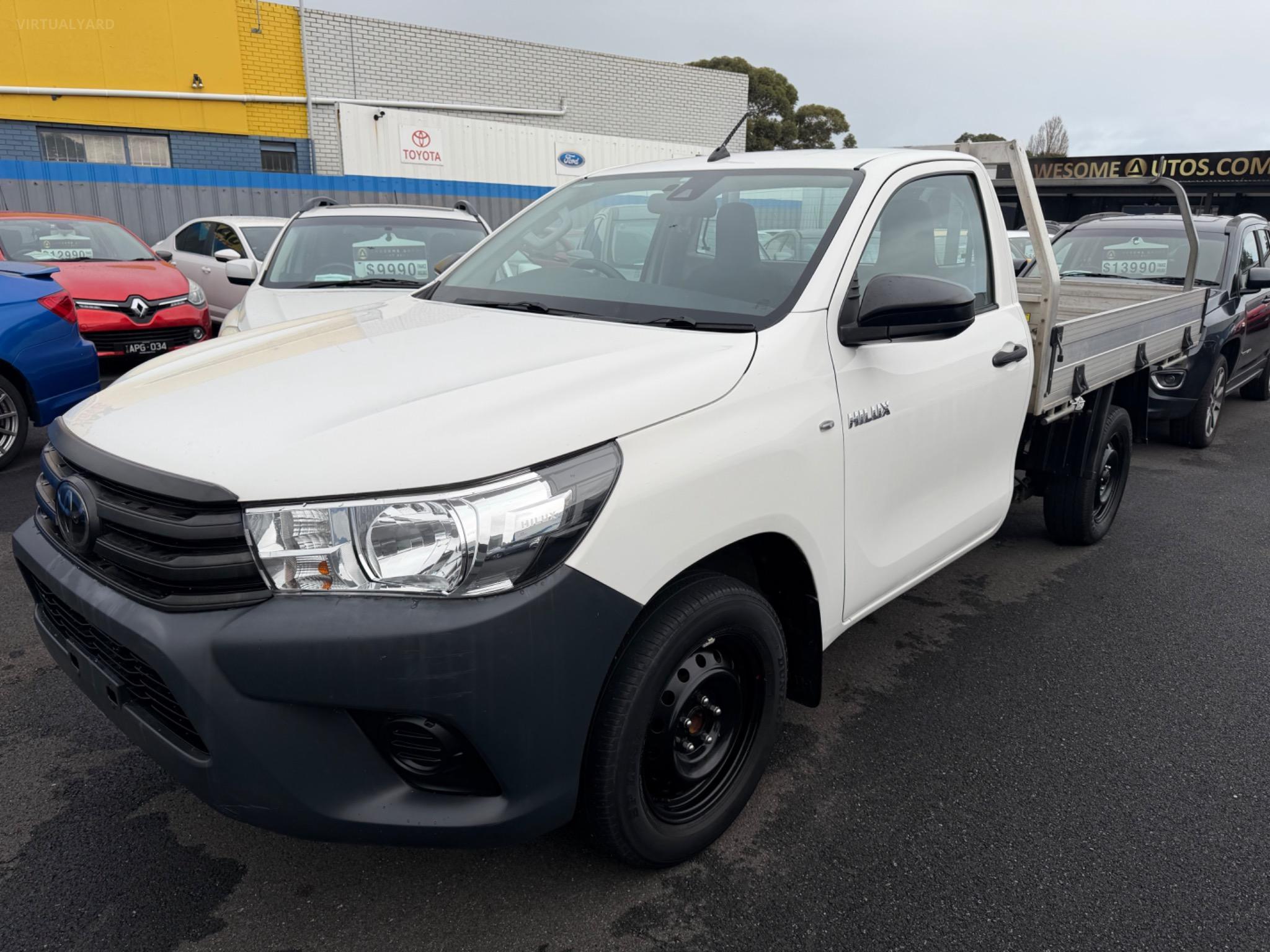 TOYOTA HILUX