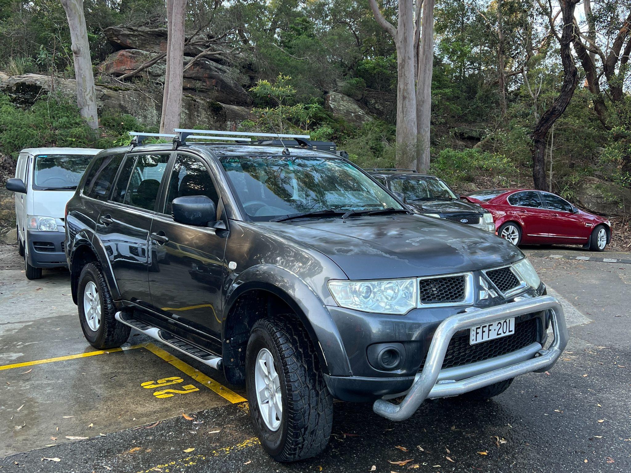MITSUBISHI CHALLENGER