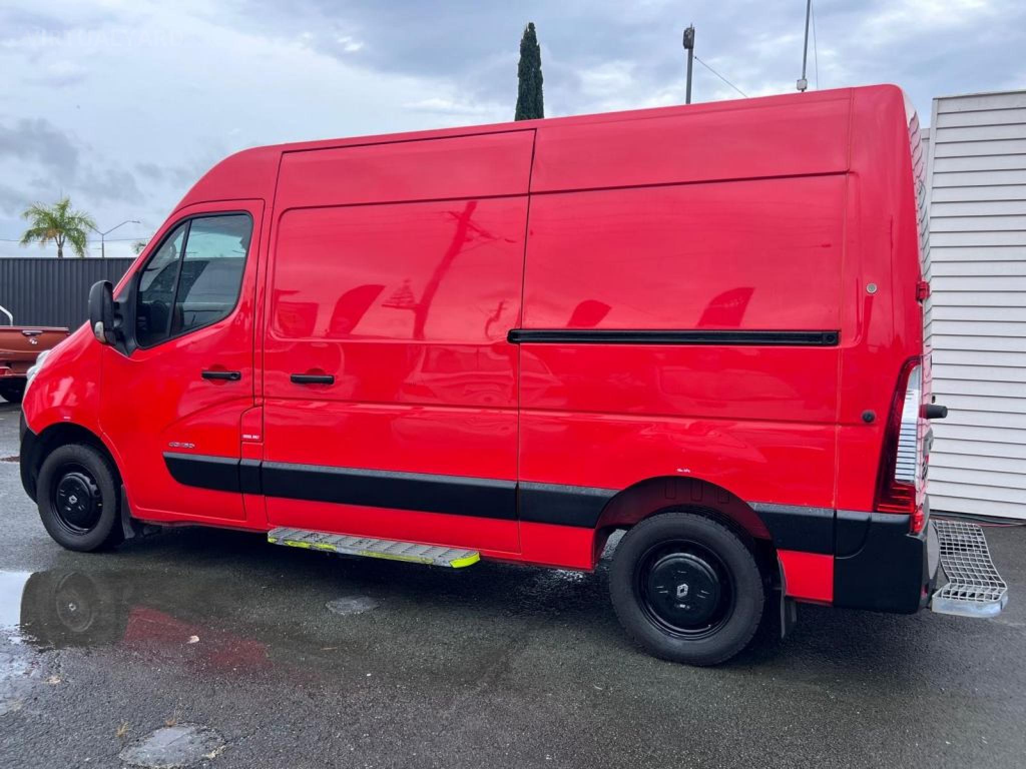 RENAULT MASTER