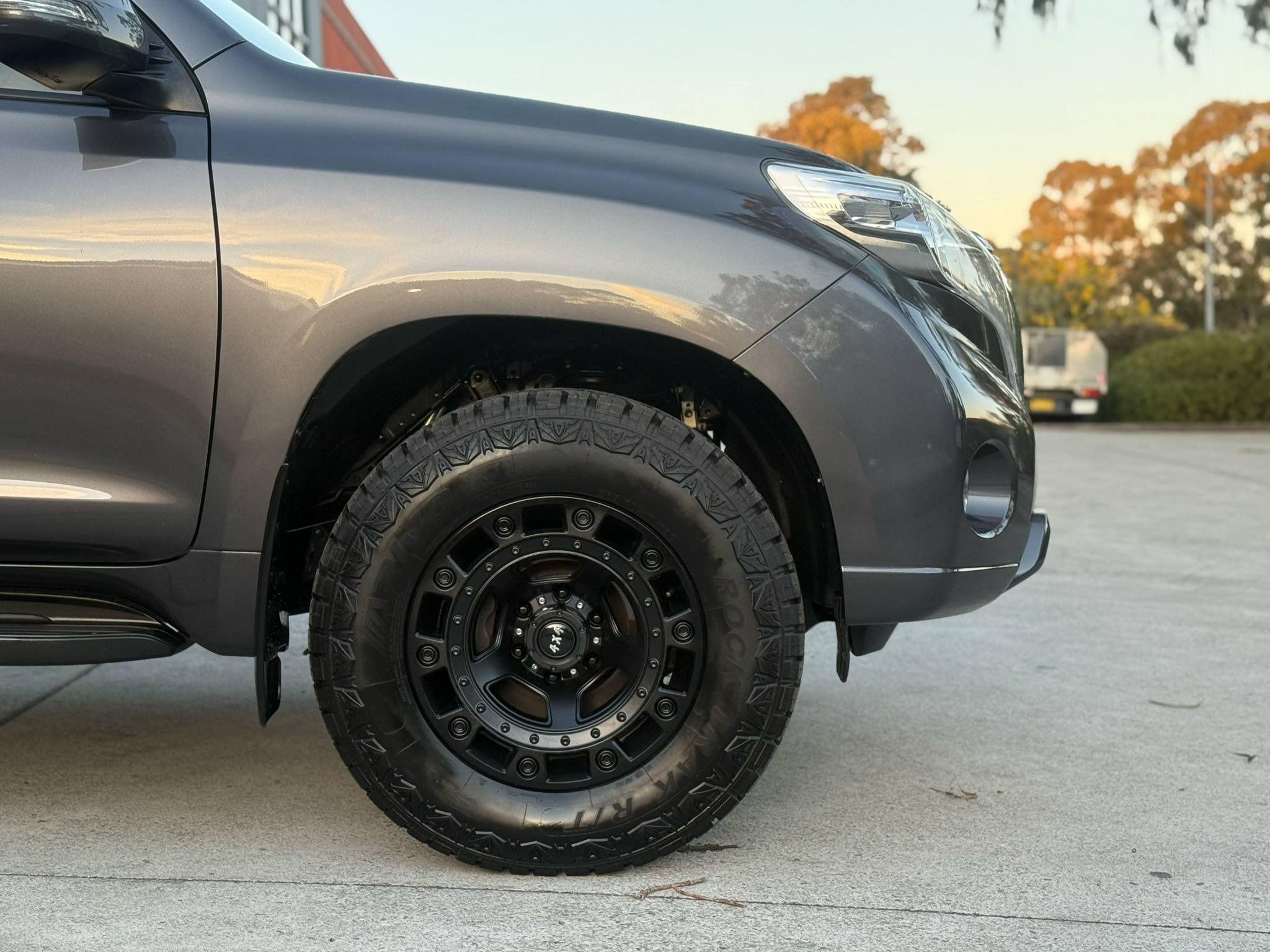 TOYOTA LANDCRUISER