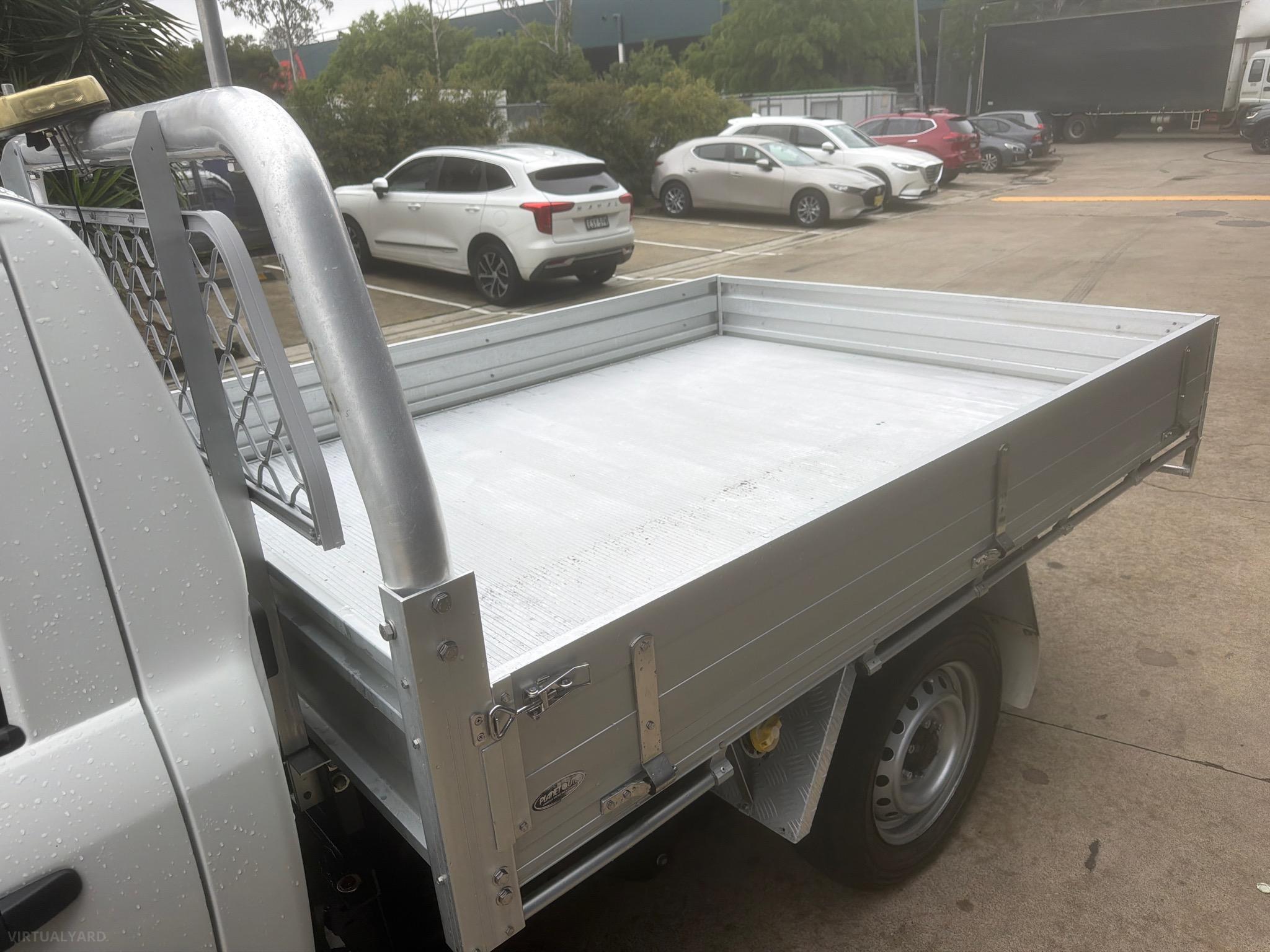 MAZDA BT-50 UR0YE1 XT CAB CHASSIS SINGLE CAB 2DR MAN 6SP 4X2 1303KG 2.2DT image 18
