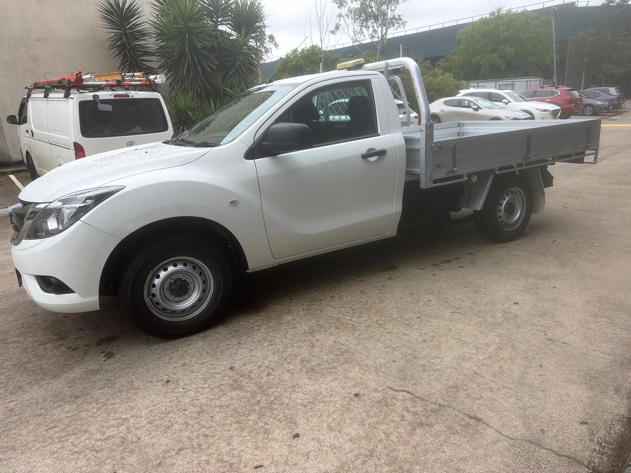 MAZDA BT-50 UR0YE1 XT CAB CHASSIS SINGLE CAB 2DR MAN 6SP 4X2 1303KG 2.2DT image 11