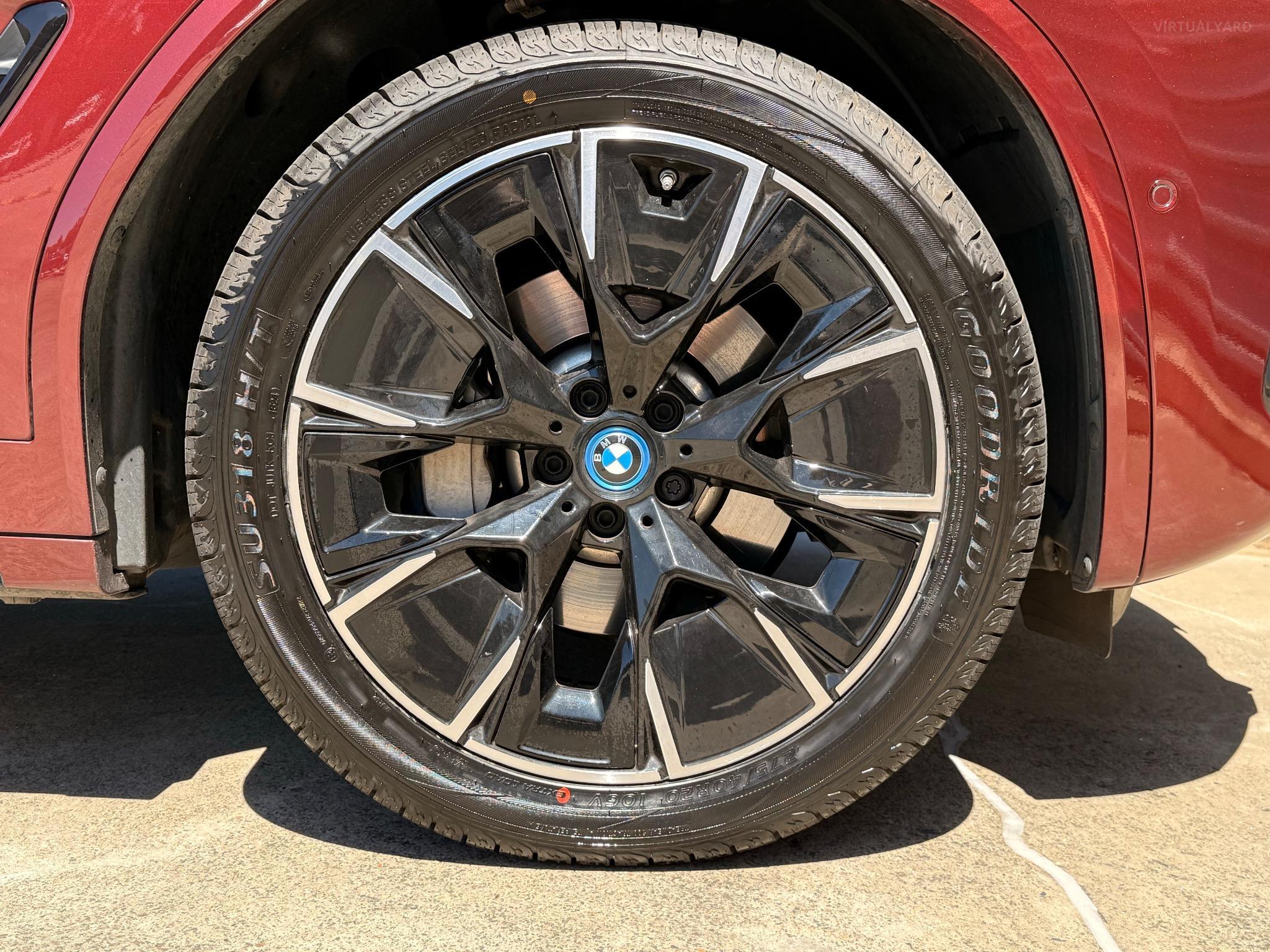 BMW iX3