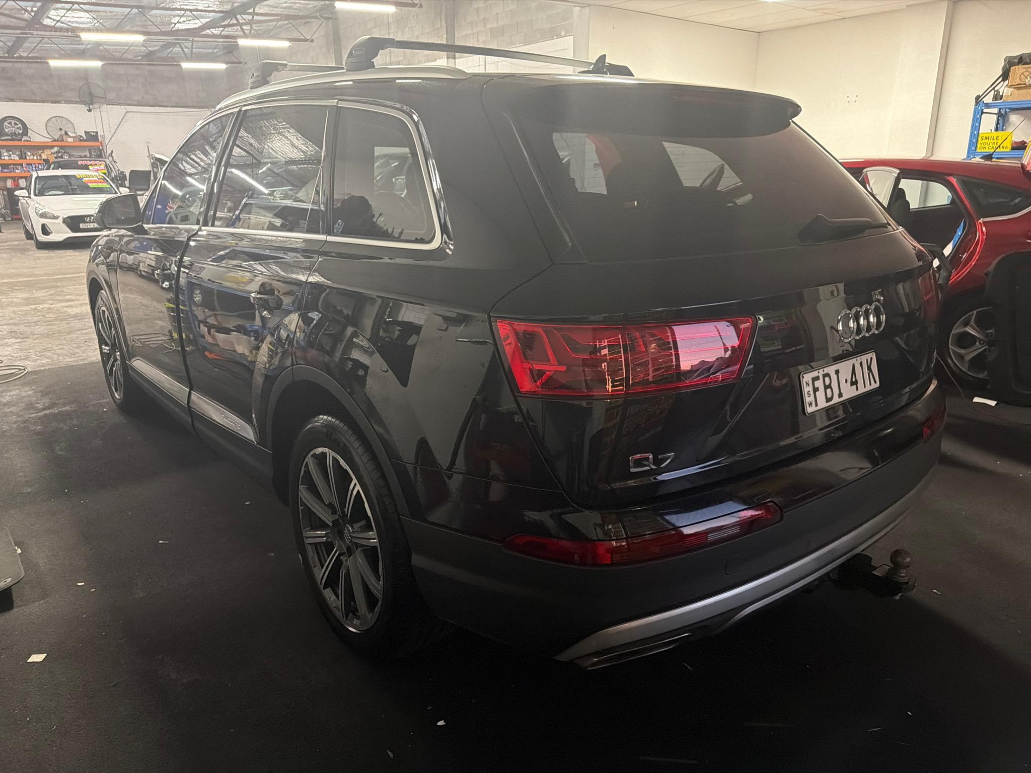 AUDI Q7