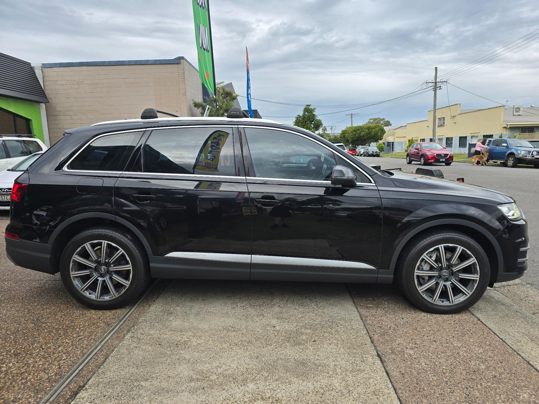 AUDI Q7