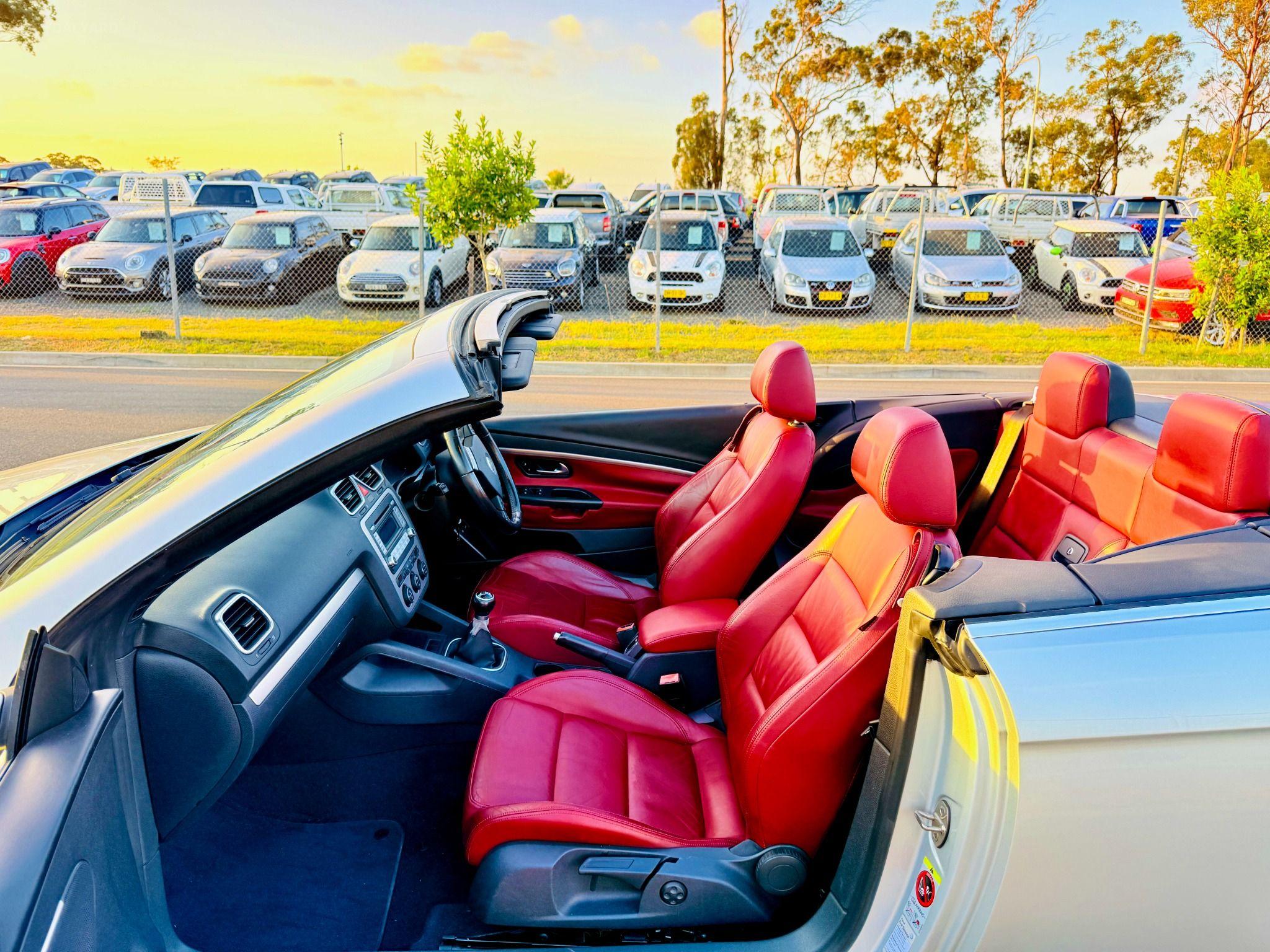 VOLKSWAGEN EOS