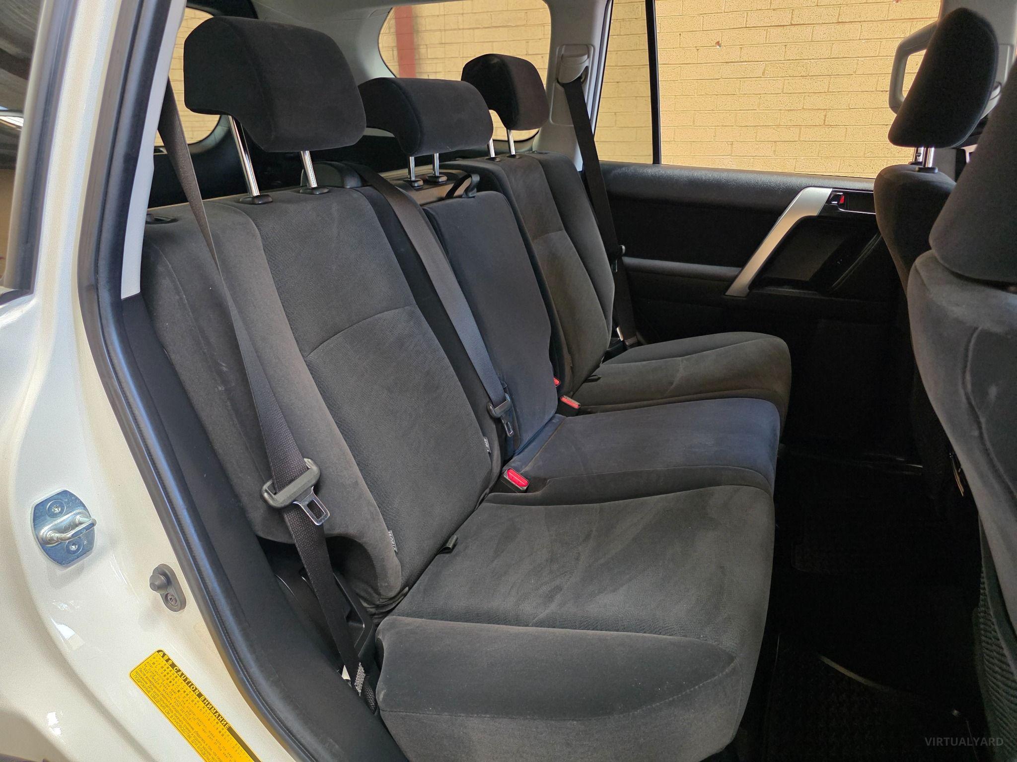 TOYOTA LANDCRUISER PRADO