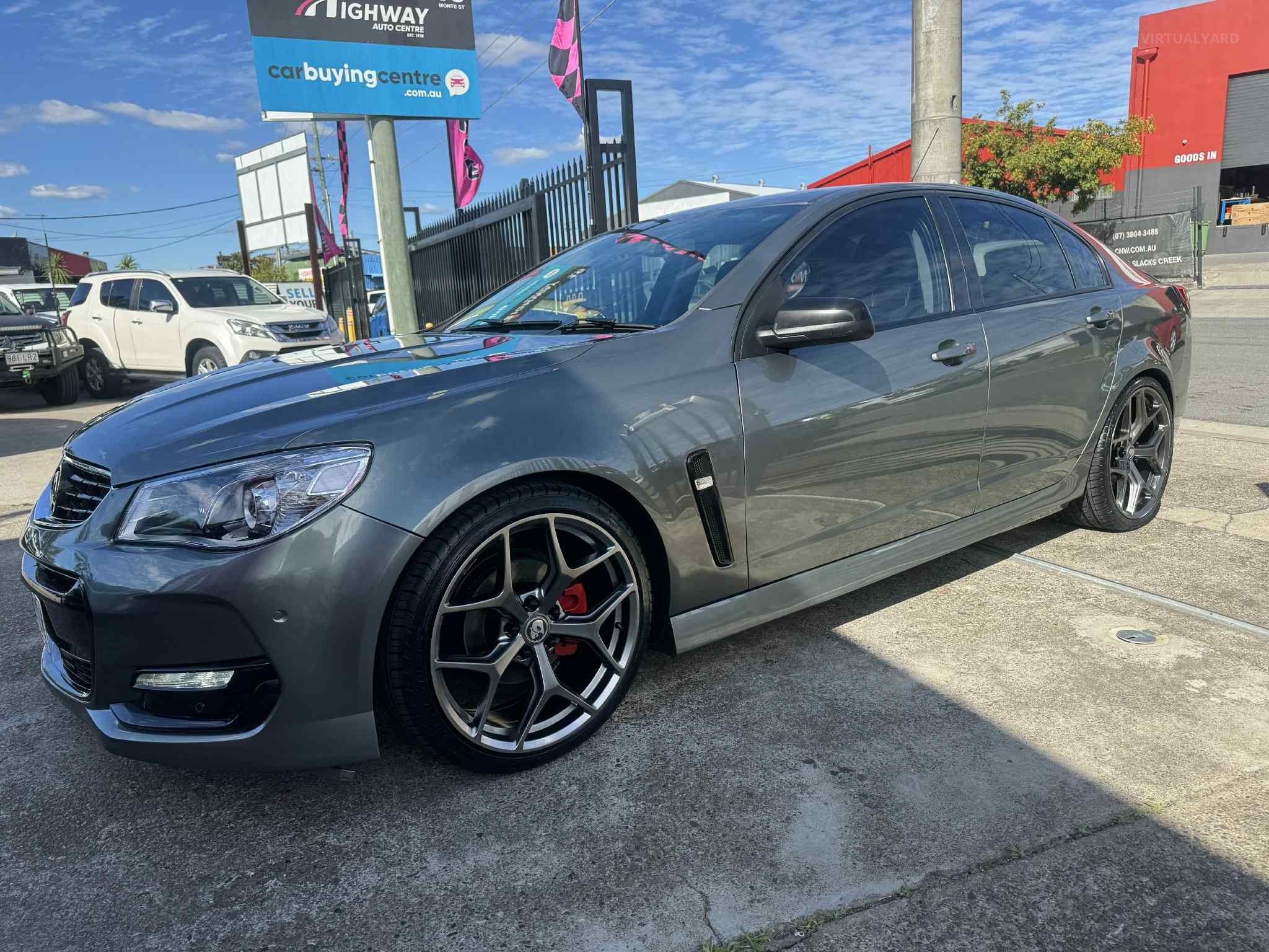 HOLDEN COMMODORE