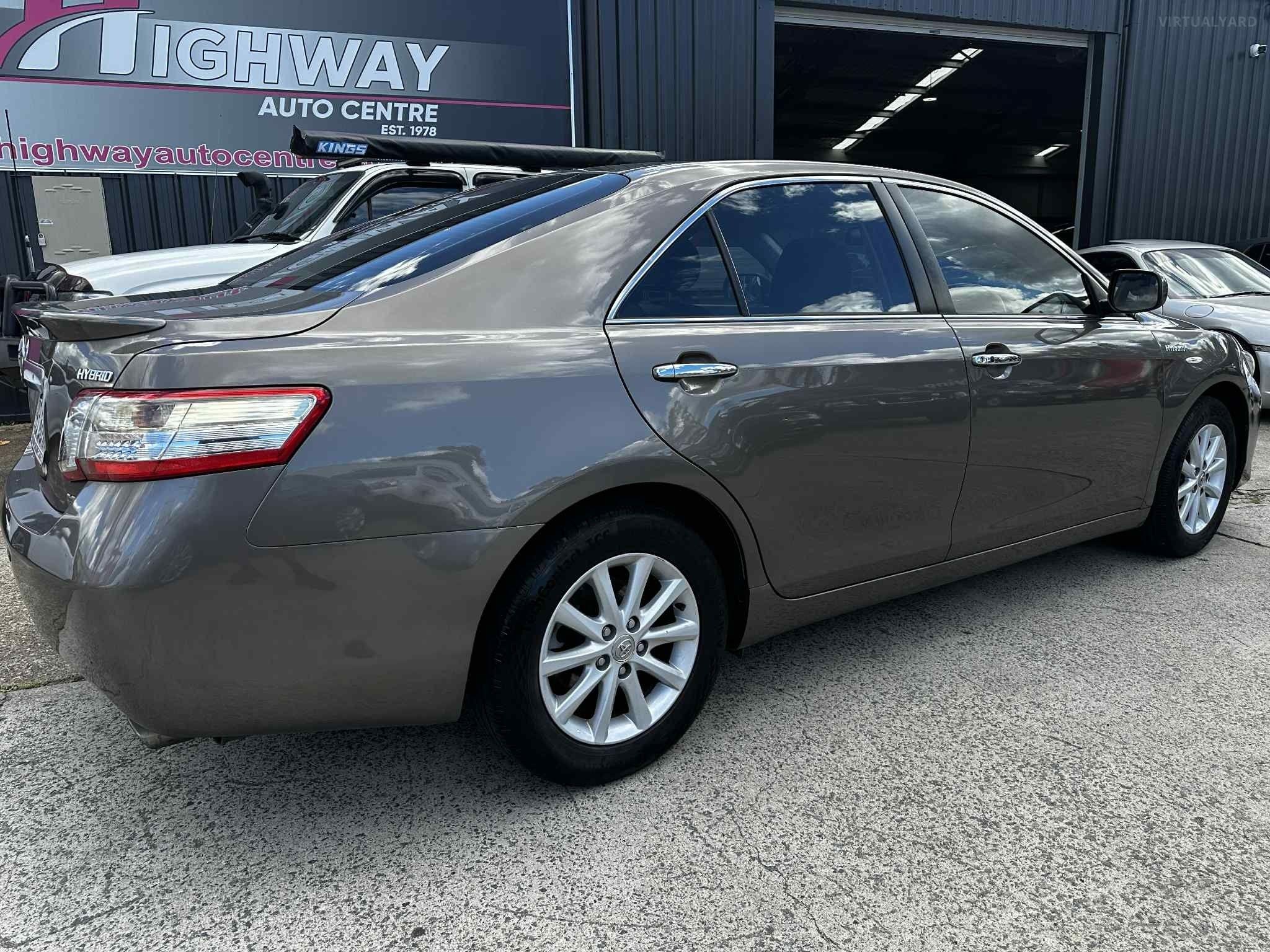 TOYOTA CAMRY