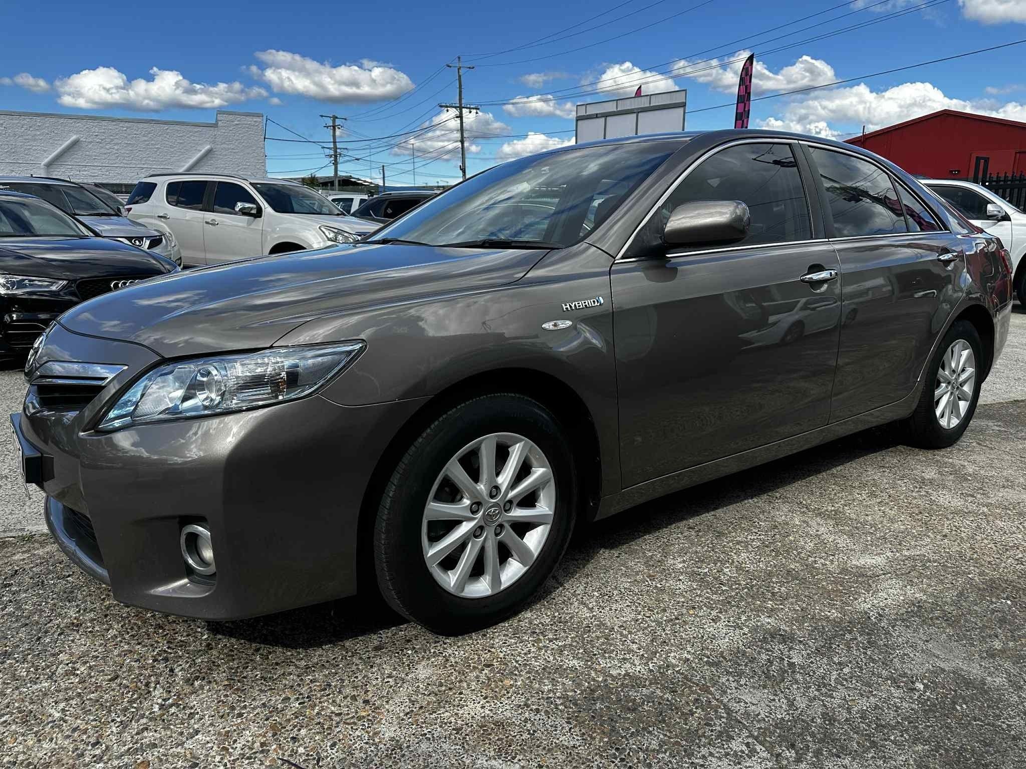 TOYOTA CAMRY
