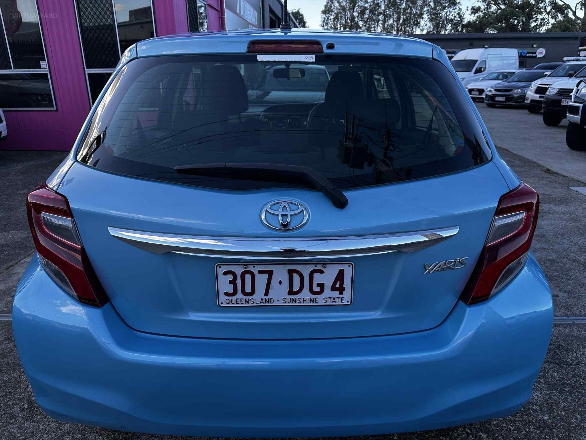 TOYOTA YARIS