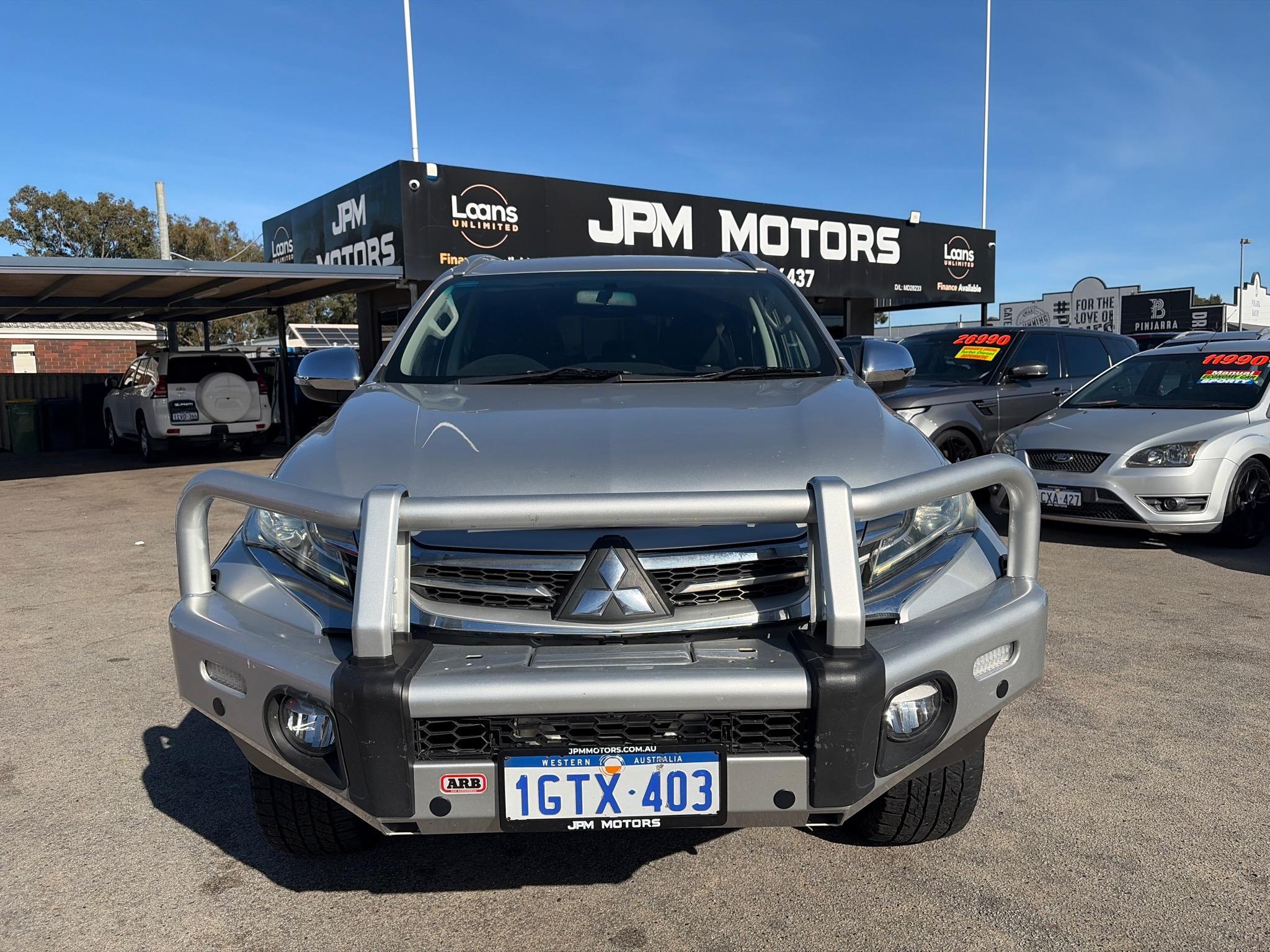 MITSUBISHI PAJERO SPORT