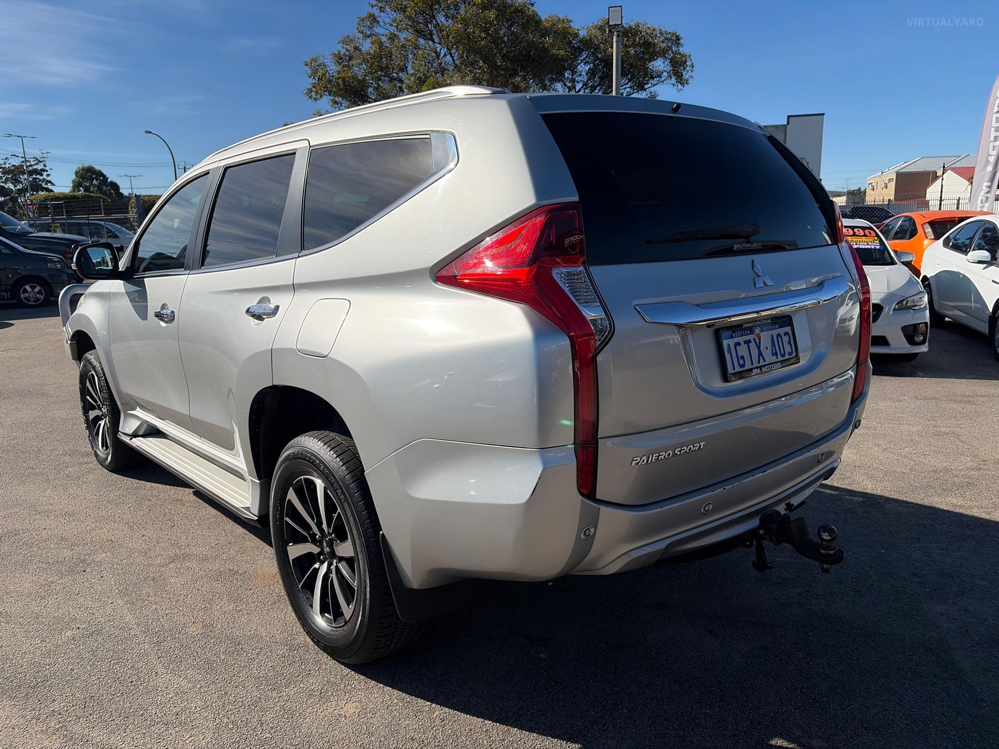MITSUBISHI PAJERO SPORT