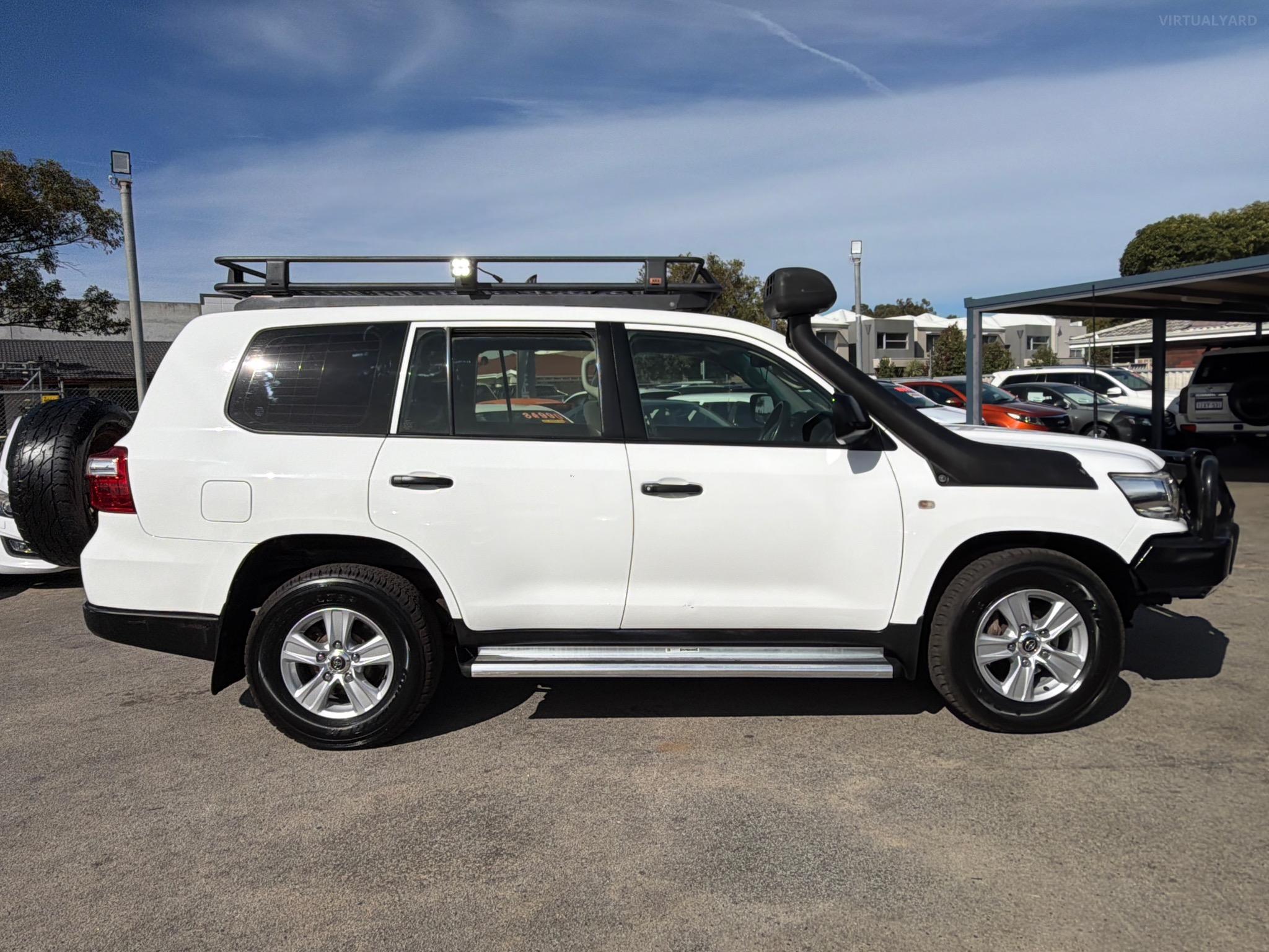 TOYOTA LANDCRUISER