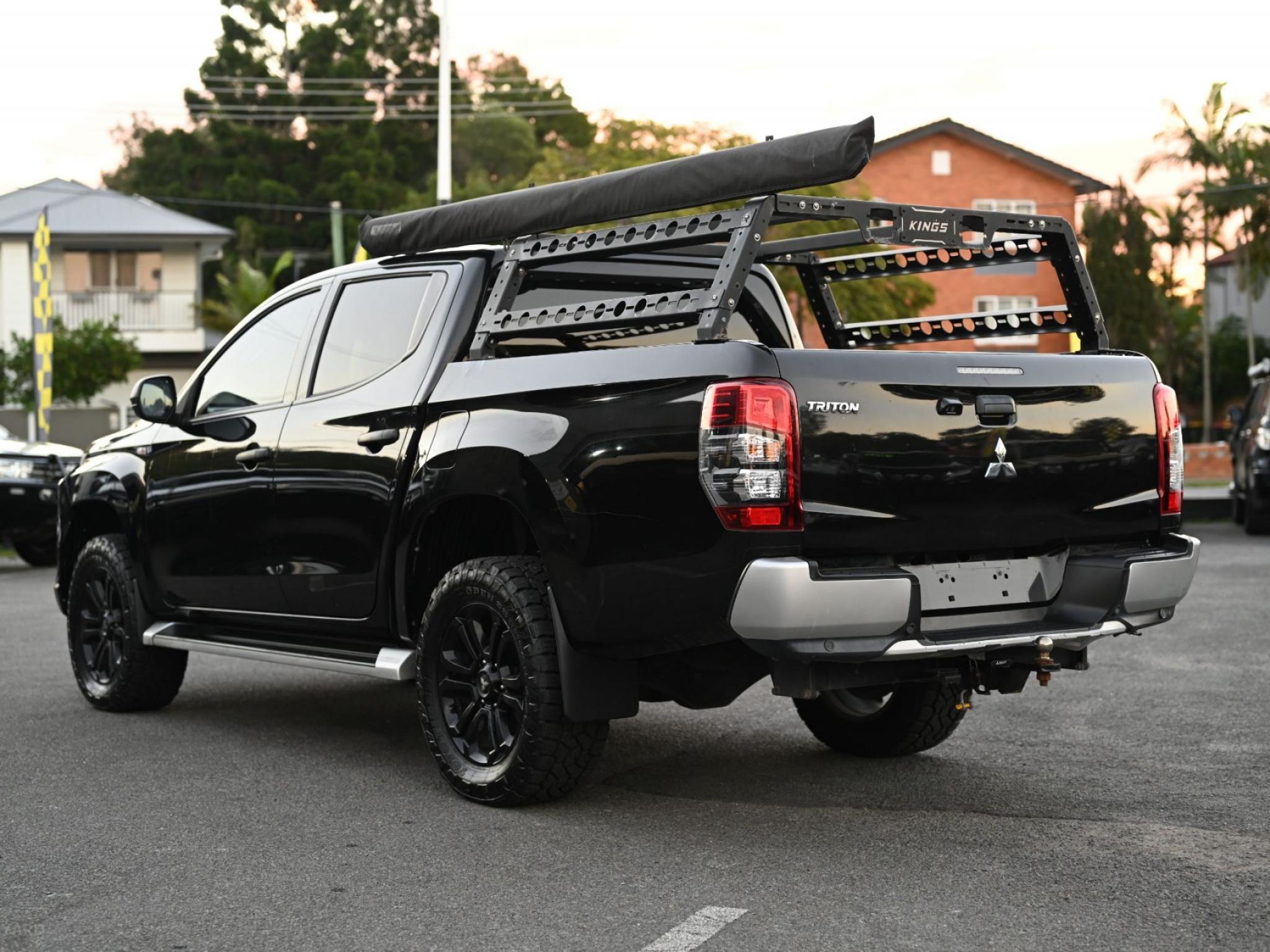 Mitsubishi Triton