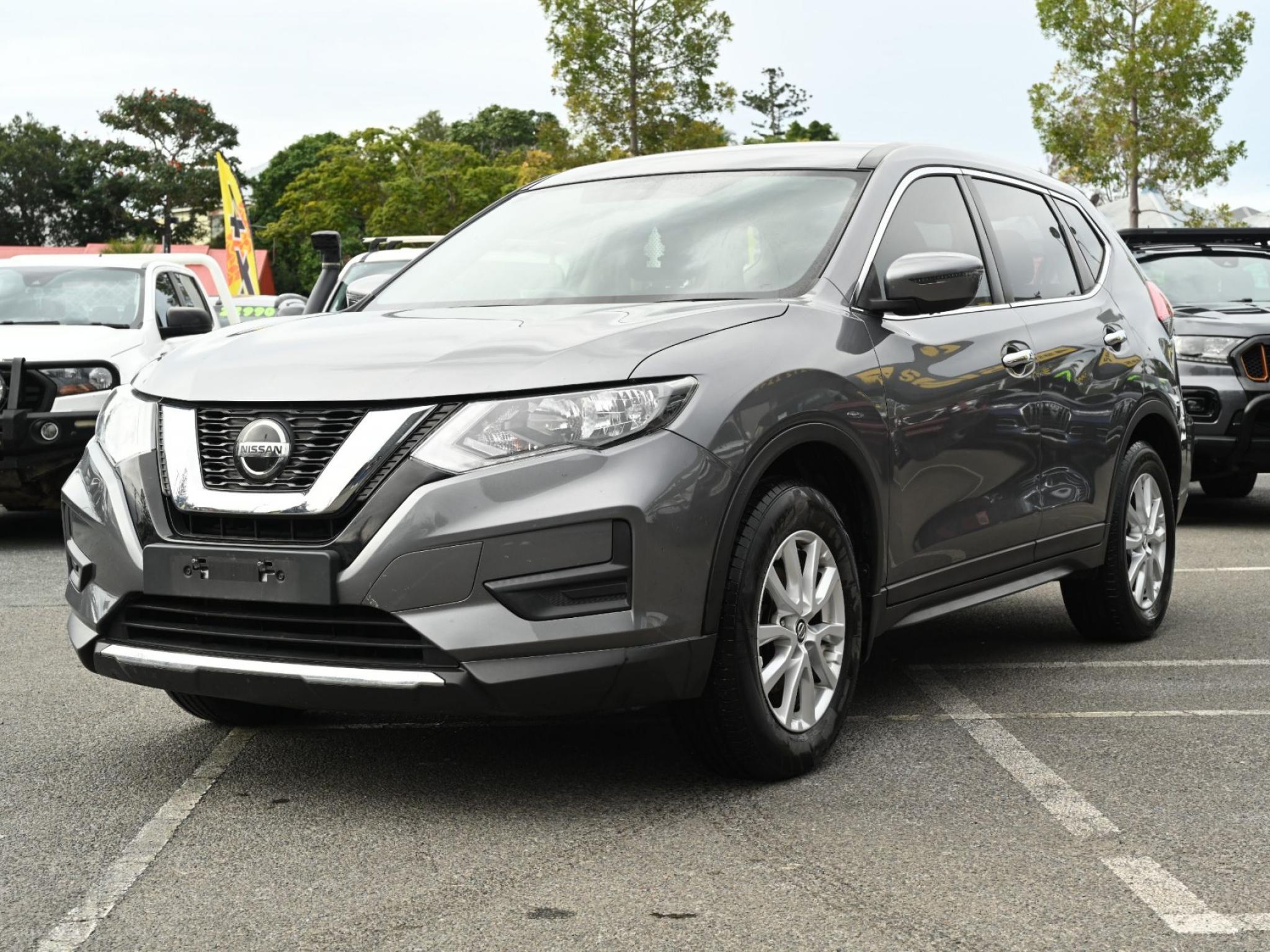 Nissan X-TRAIL