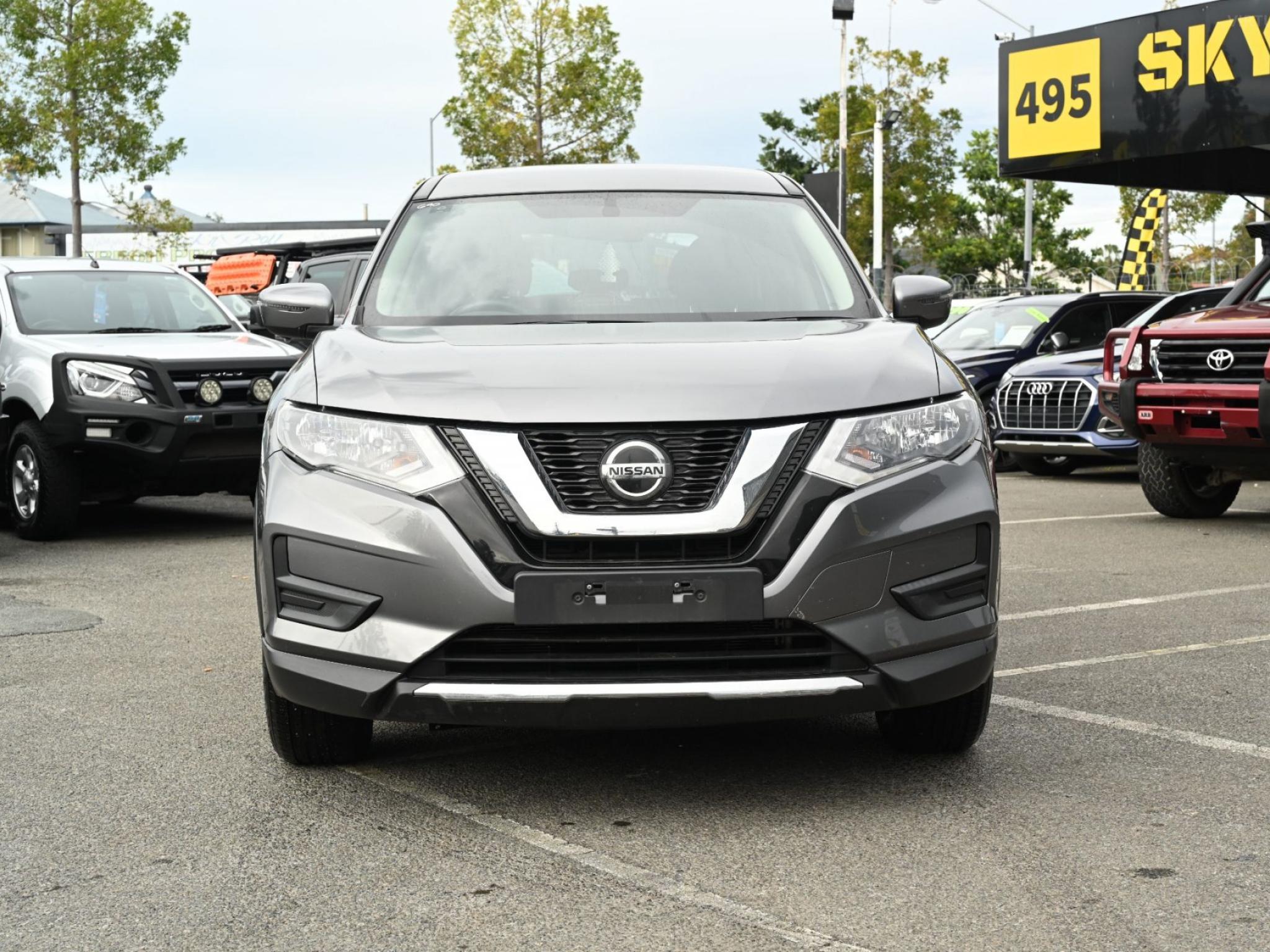 Nissan X-TRAIL