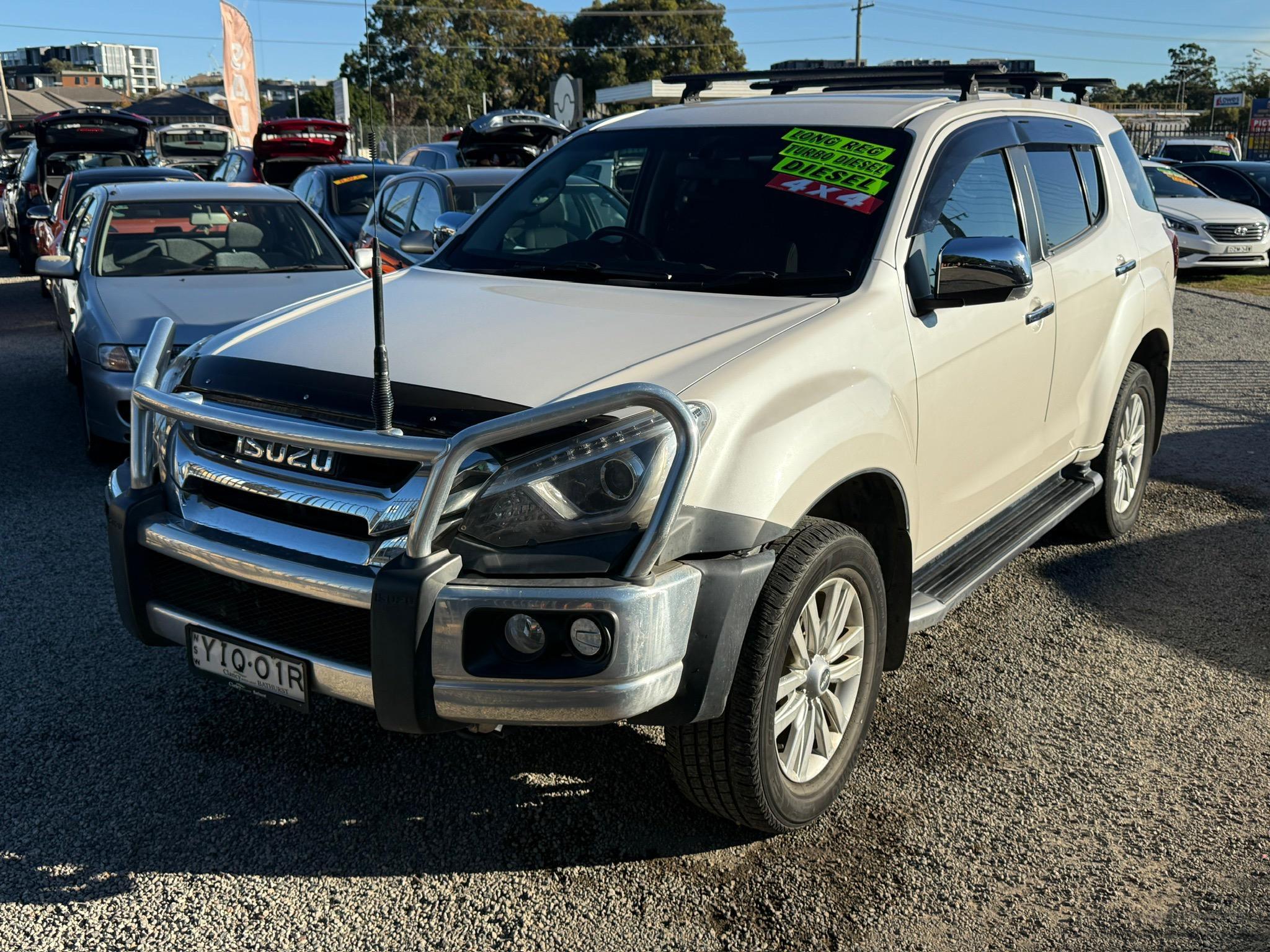 ISUZU MU-X