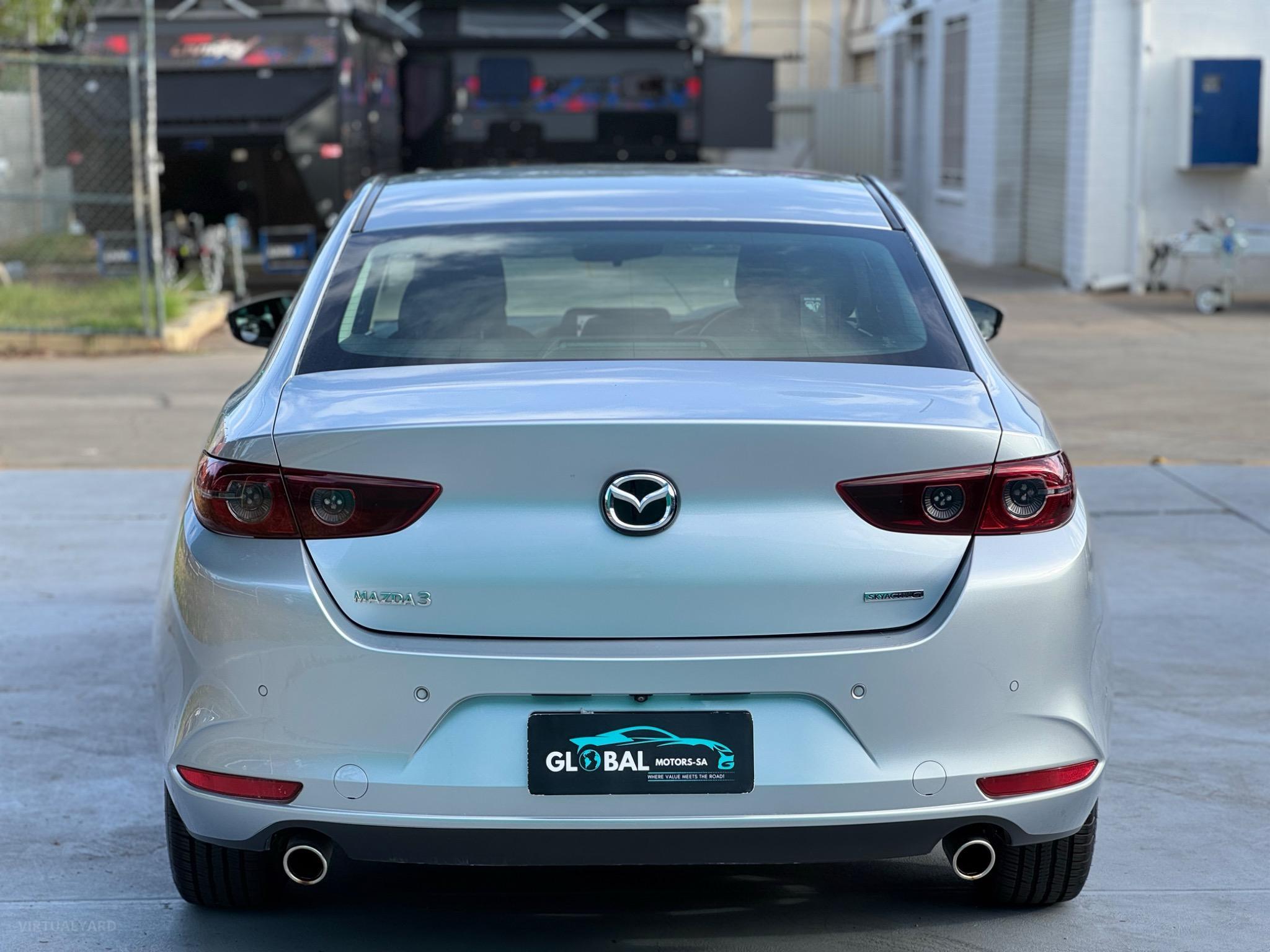 MAZDA MAZDA3
