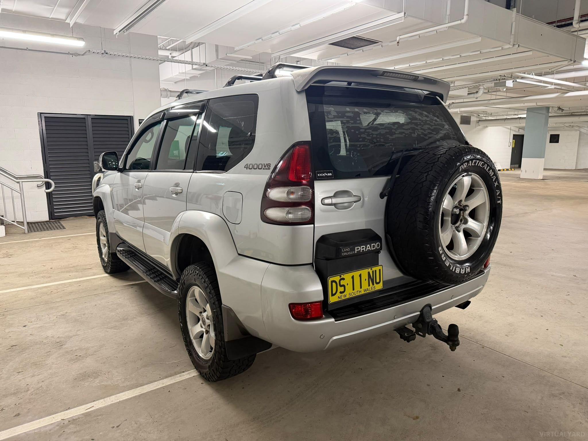 Toyota Landcruiser Prado