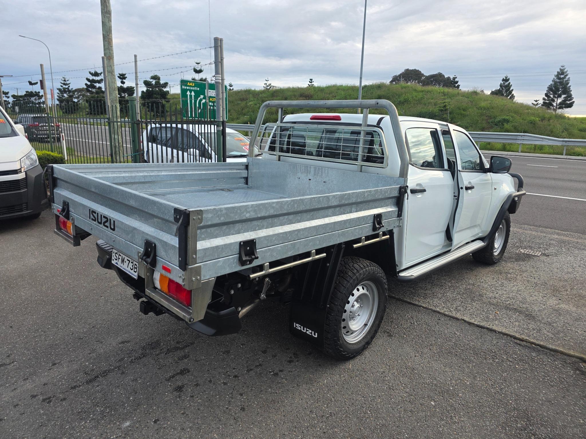 ISUZU D-MAX