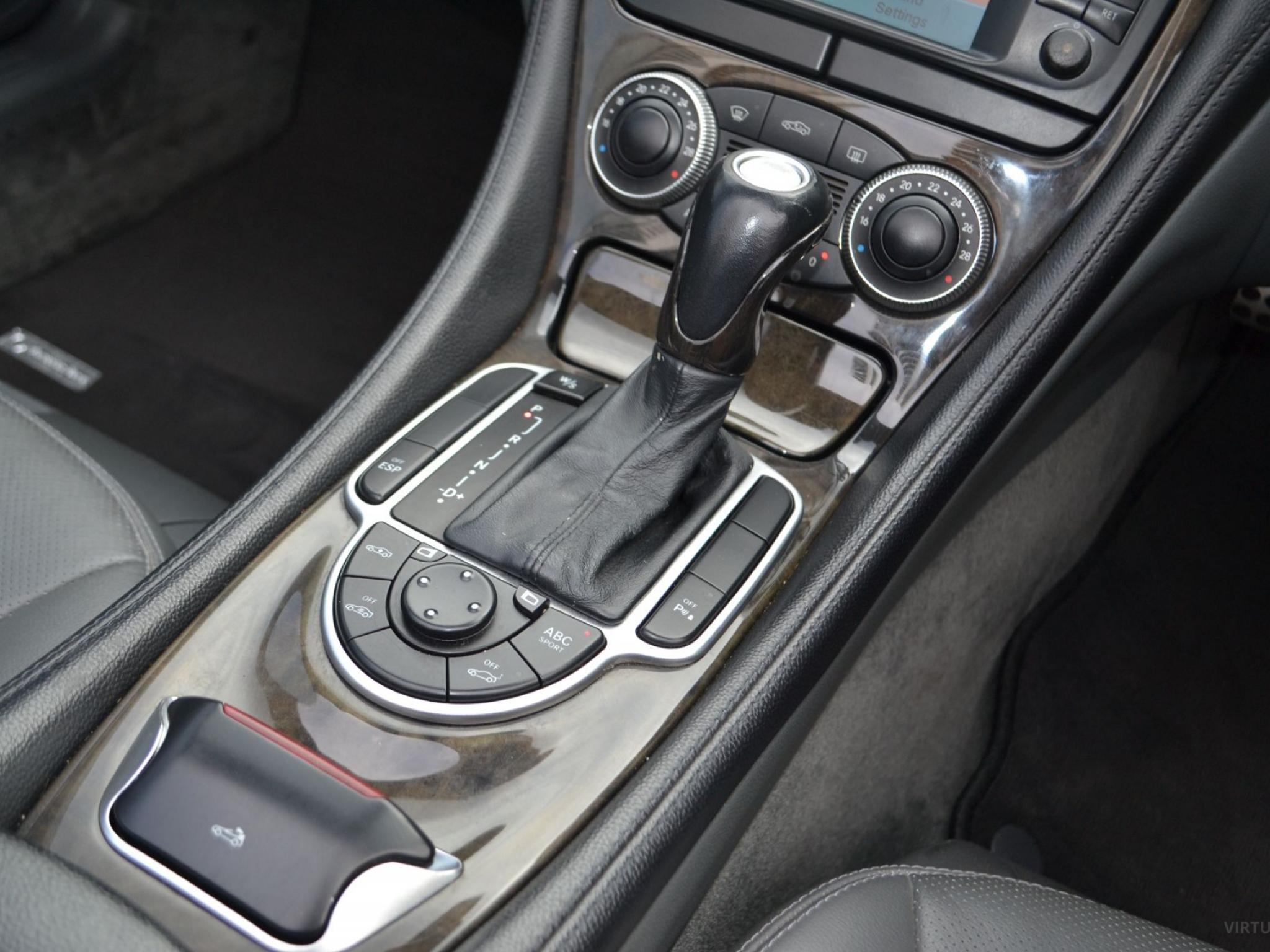 Mercedes-Benz SL-Class