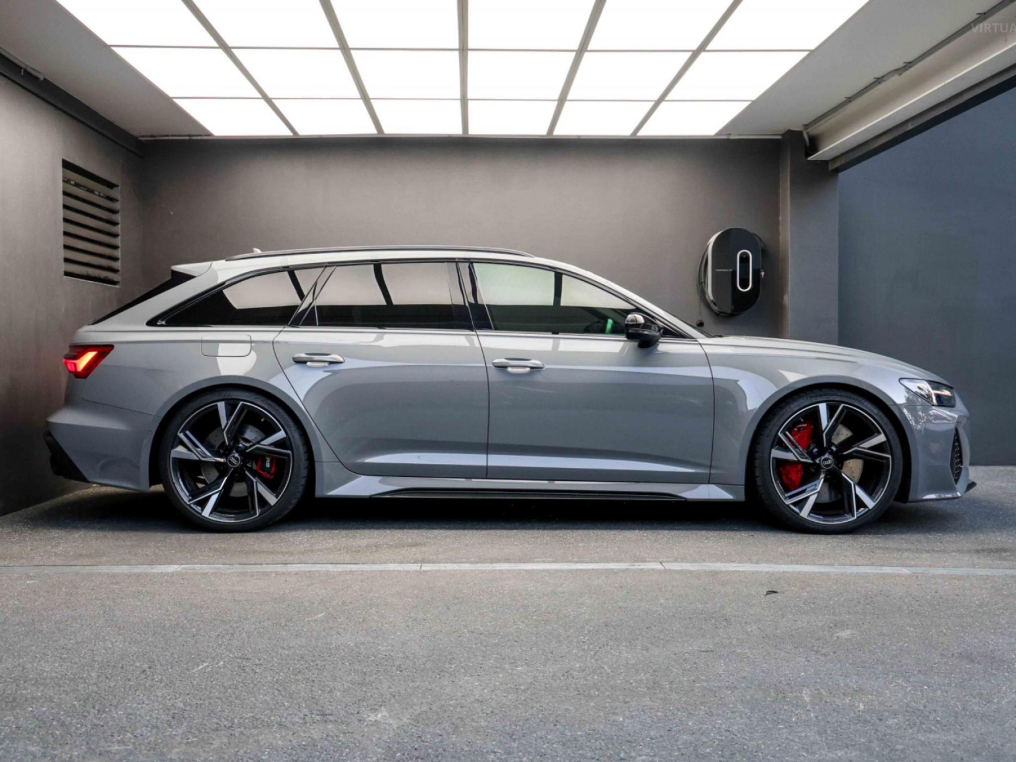 AUDI RS 6