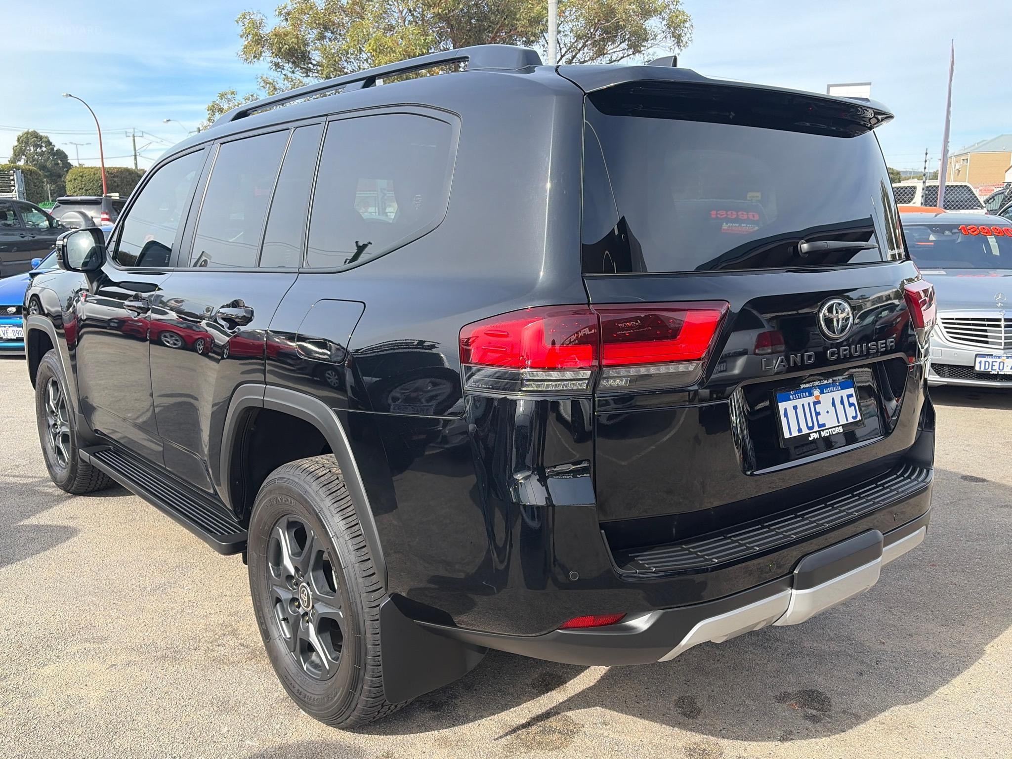 TOYOTA LANDCRUISER