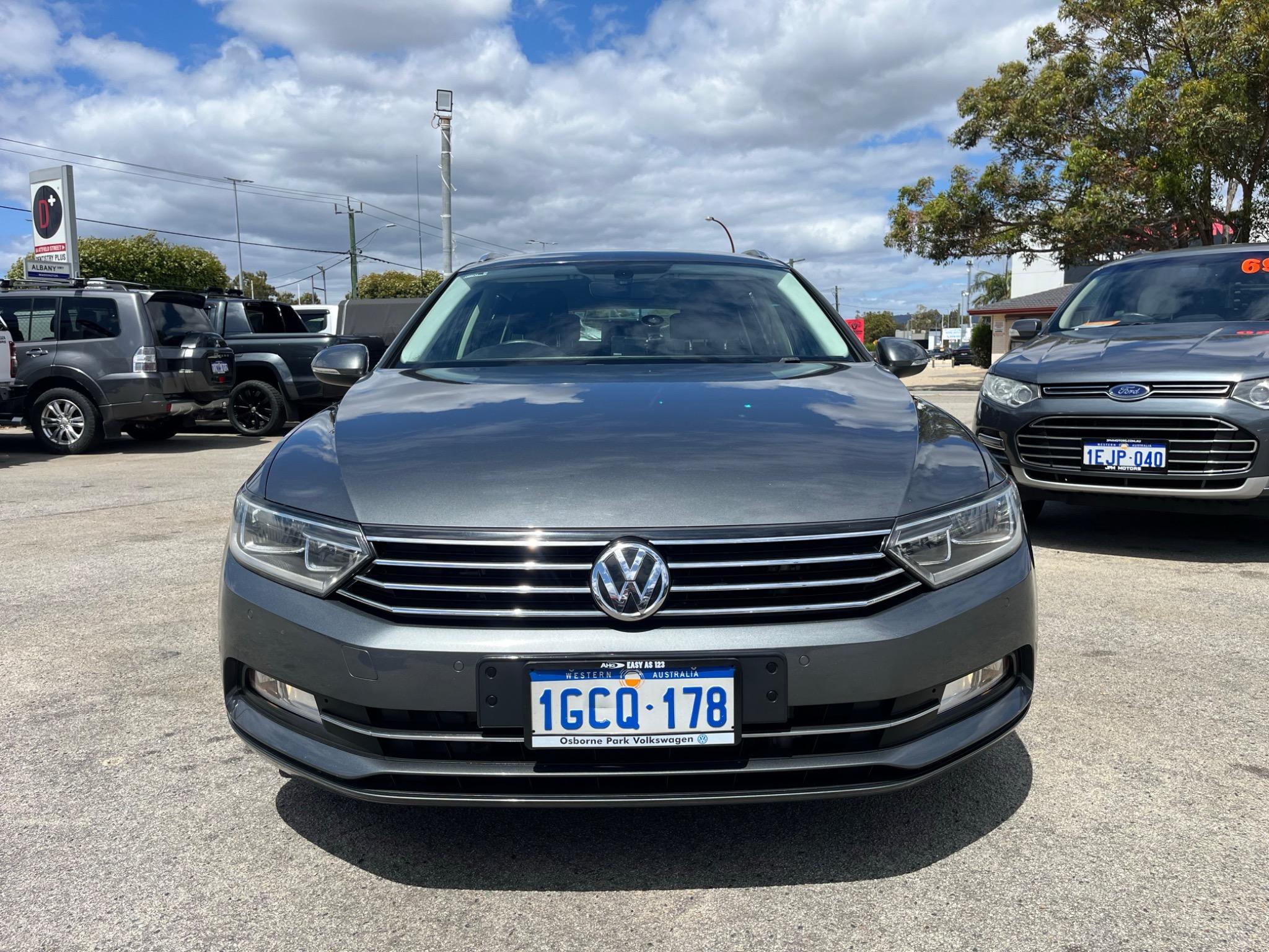 VOLKSWAGEN PASSAT