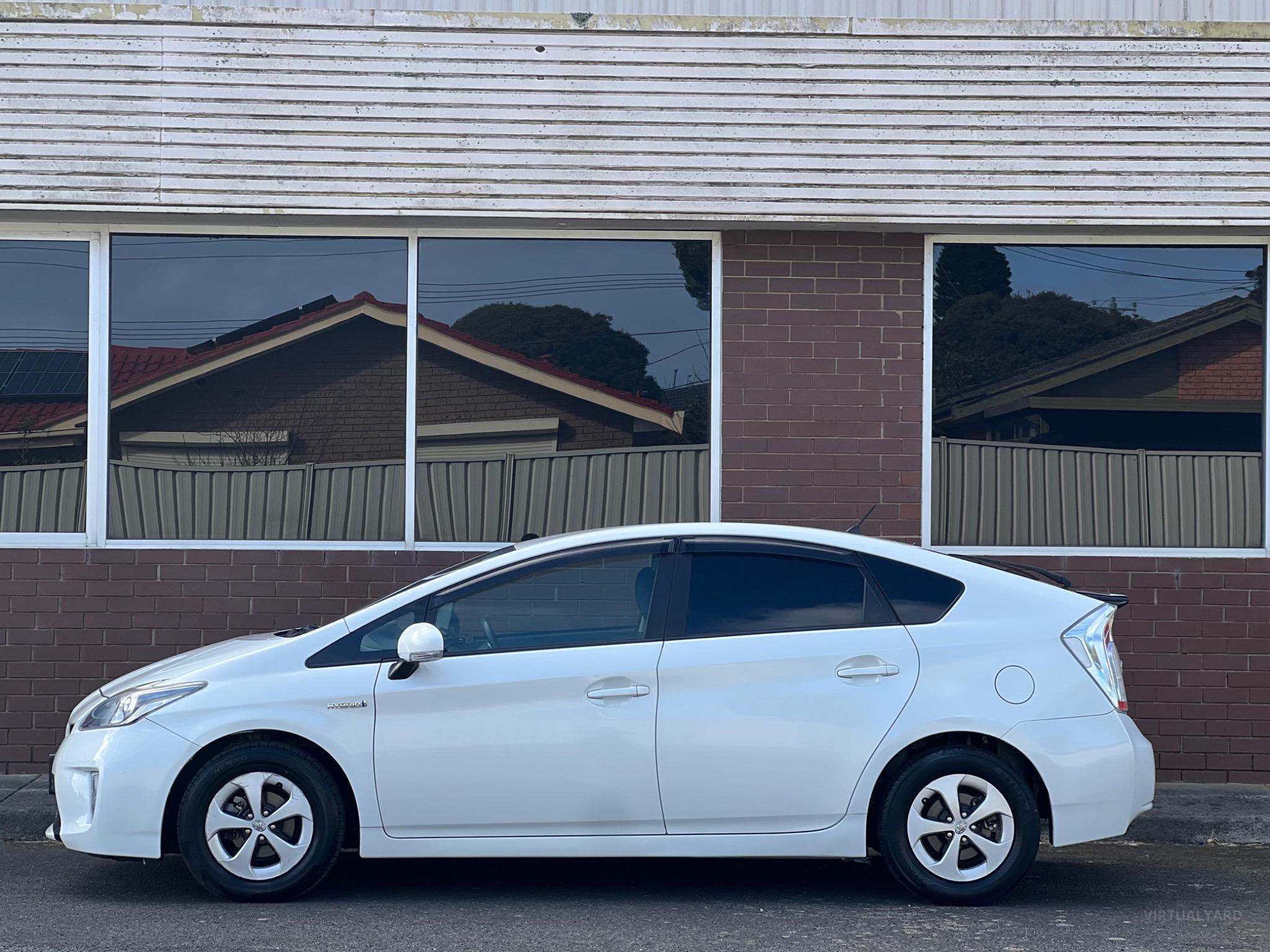 TOYOTA PRIUS HYBRID