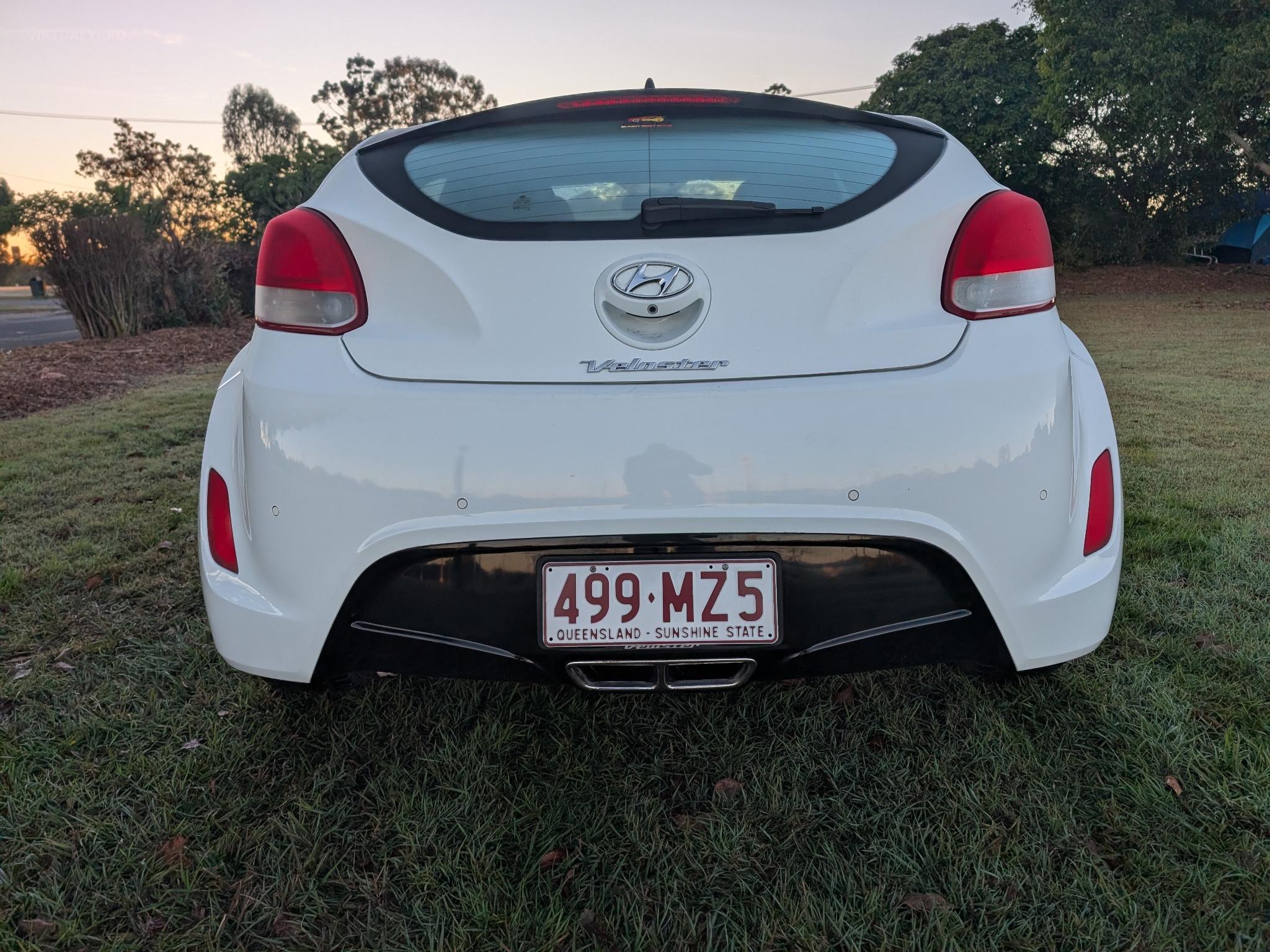 HYUNDAI VELOSTER