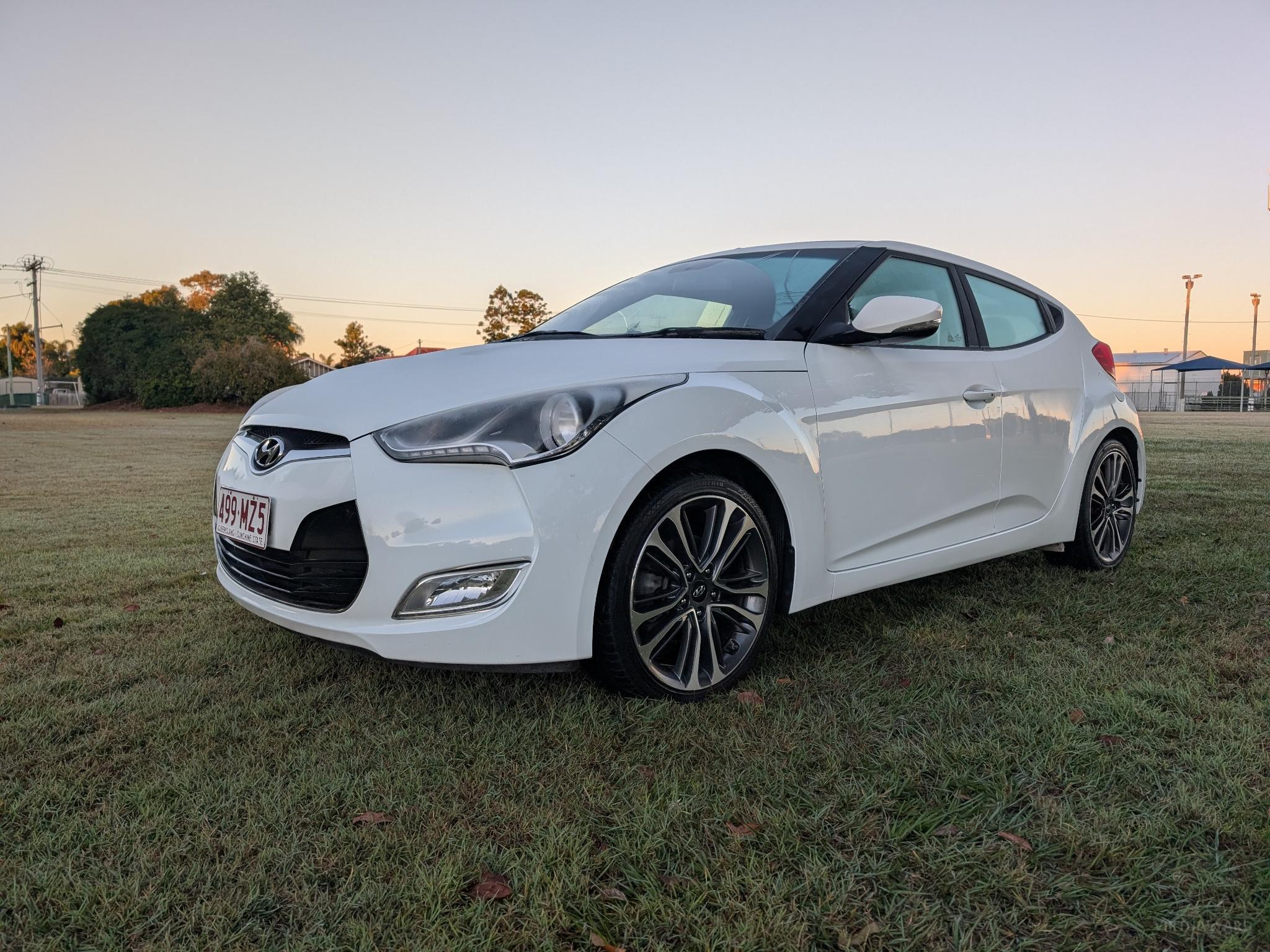 HYUNDAI VELOSTER