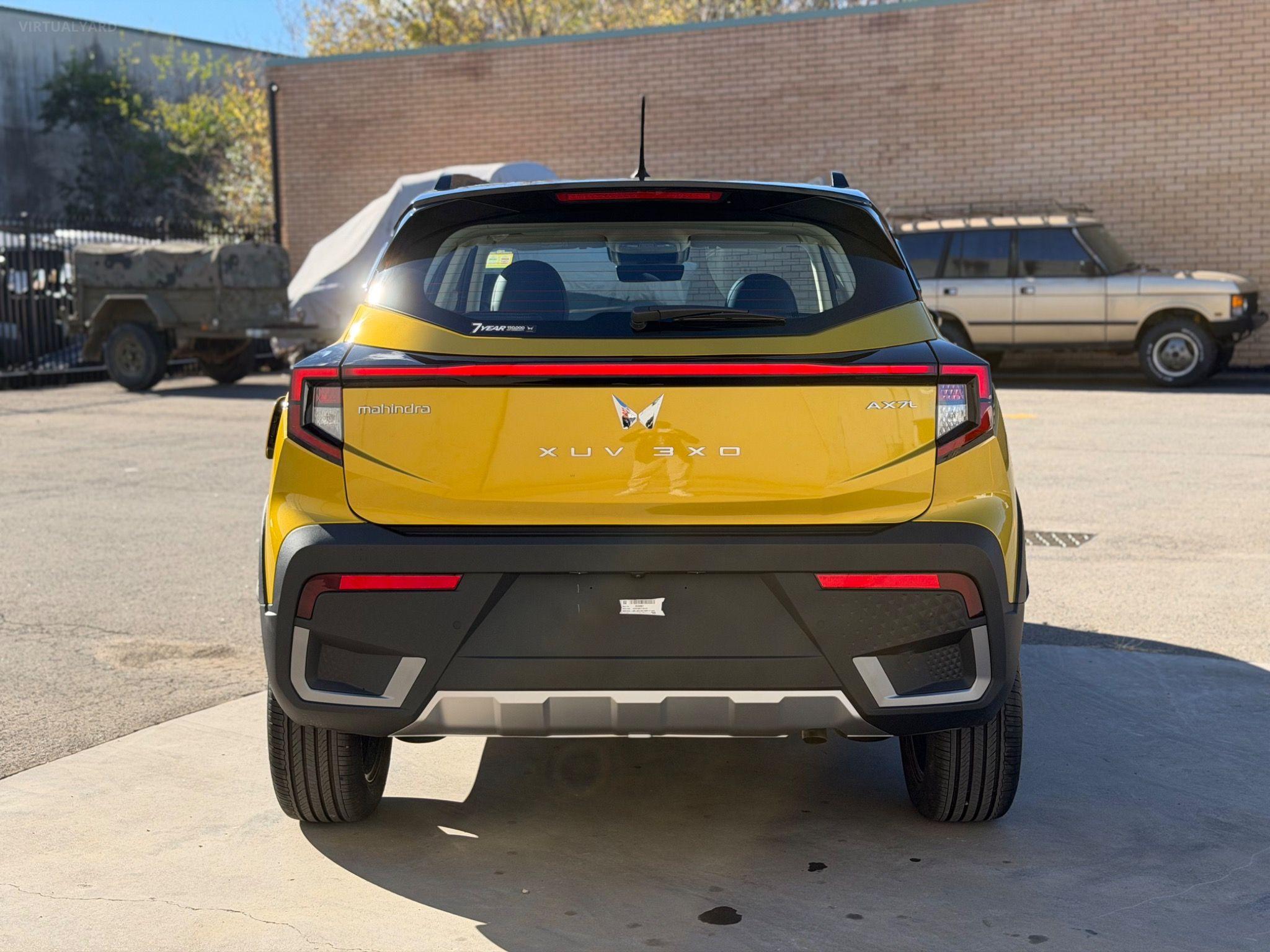 MAHINDRA XUV 3XO