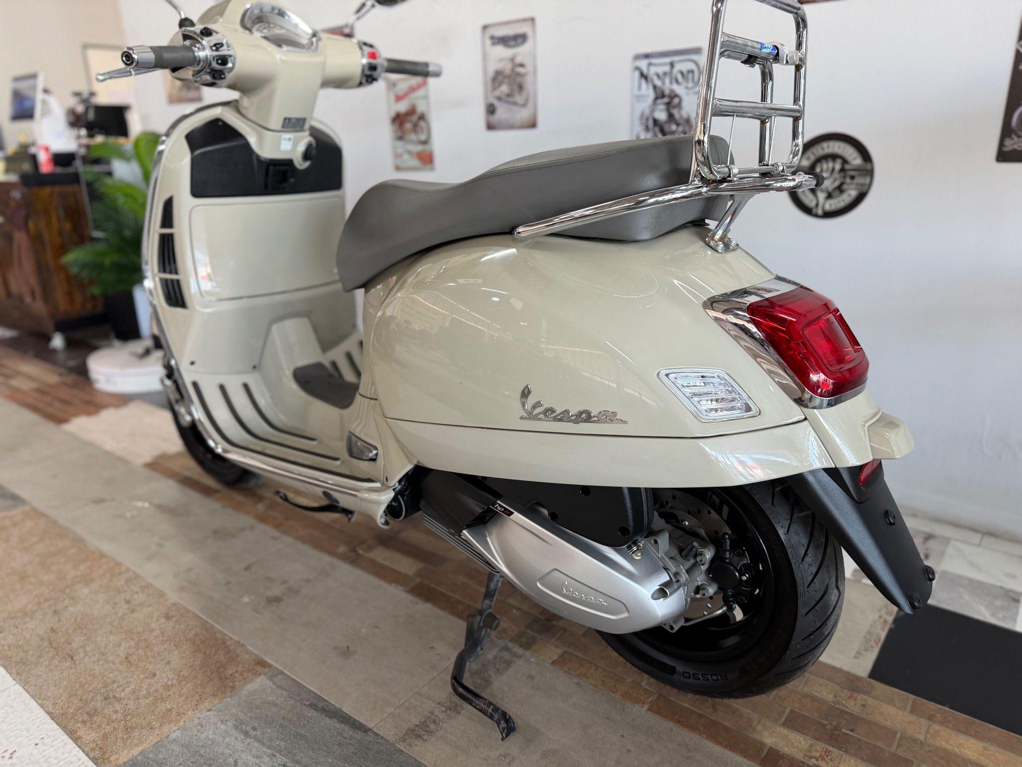 VESPA GTS 300 CLASSIC HPE ABS