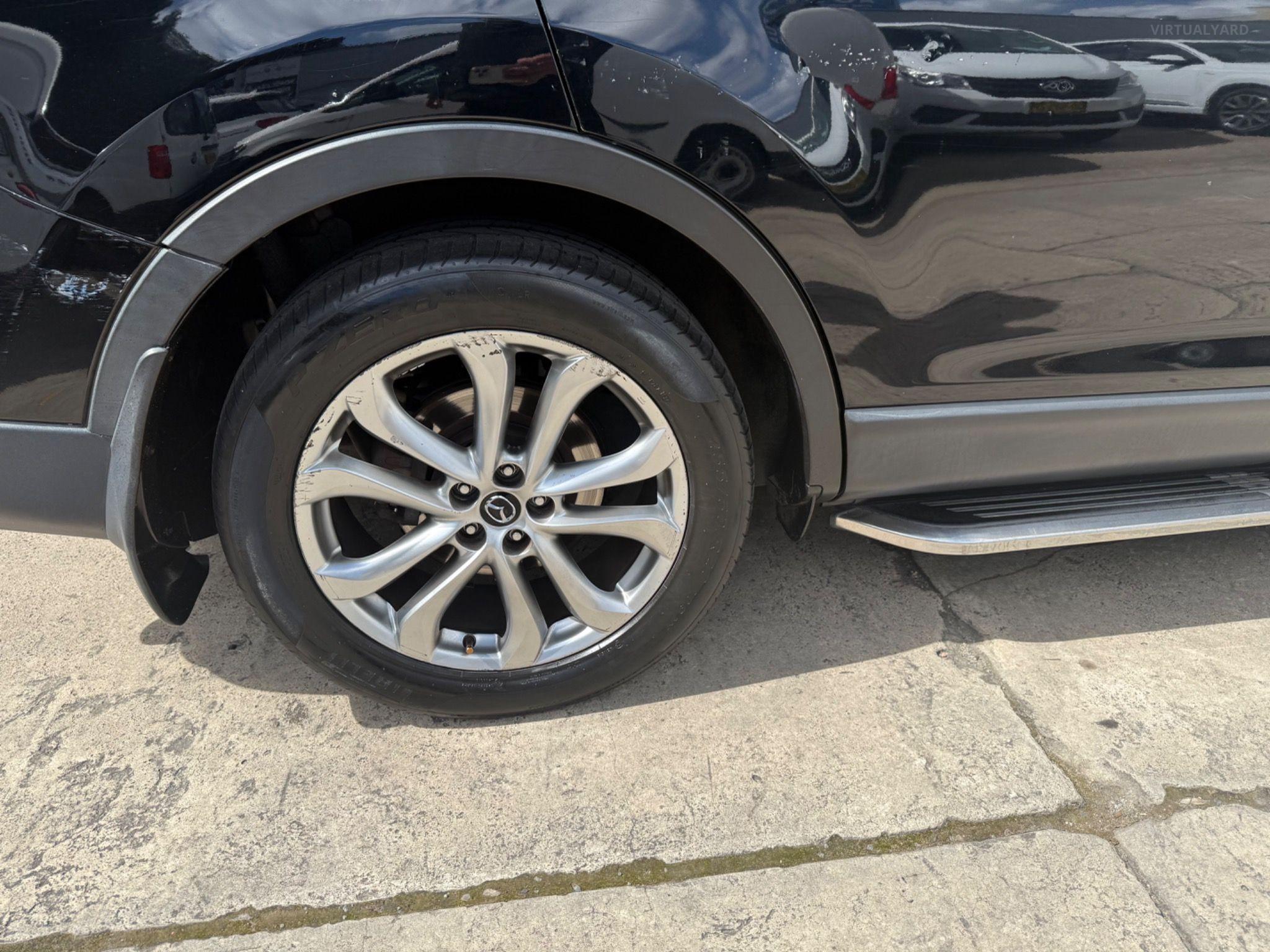 Mazda CX-9