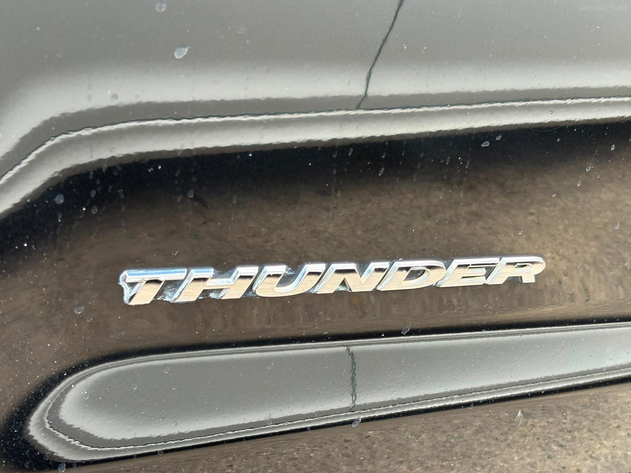 HOLDEN COMMODORE