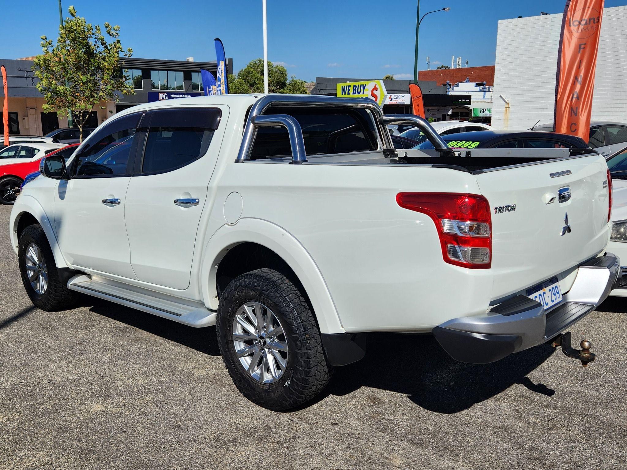 Mitsubishi Triton