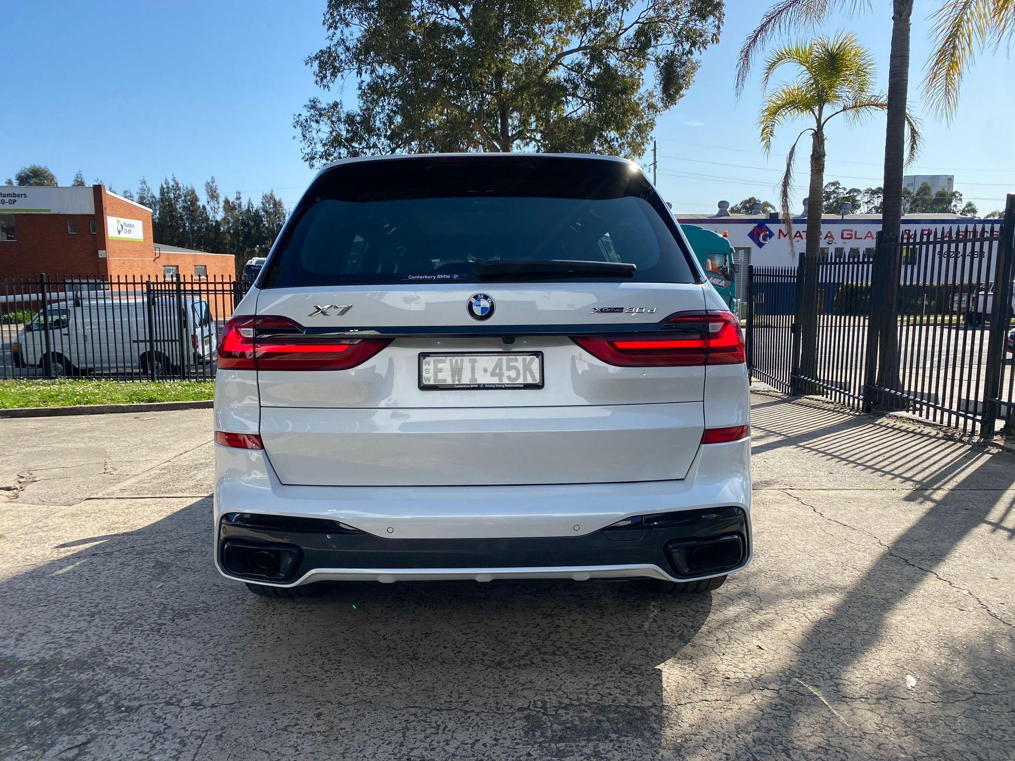 BMW X7