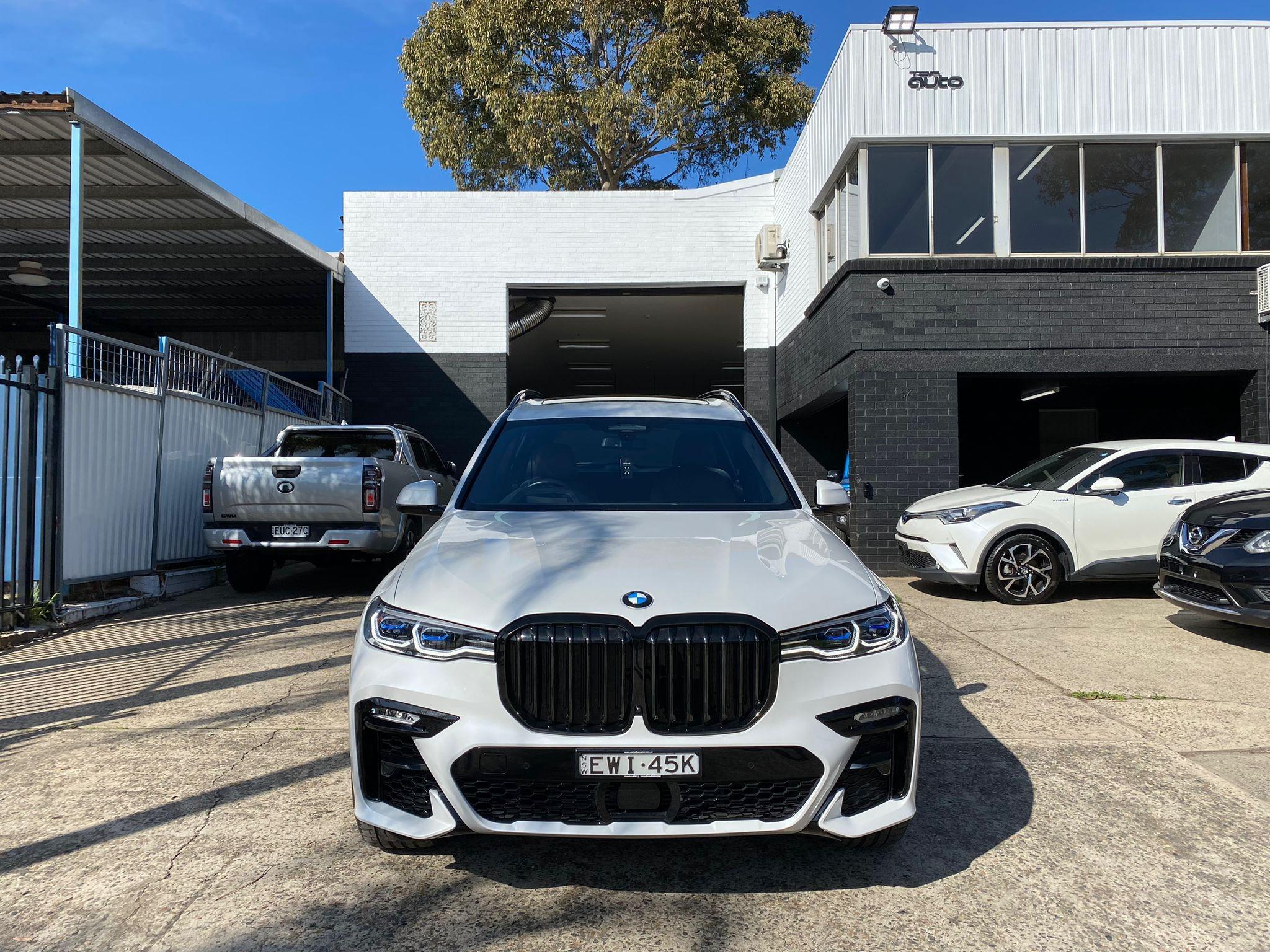 BMW X7