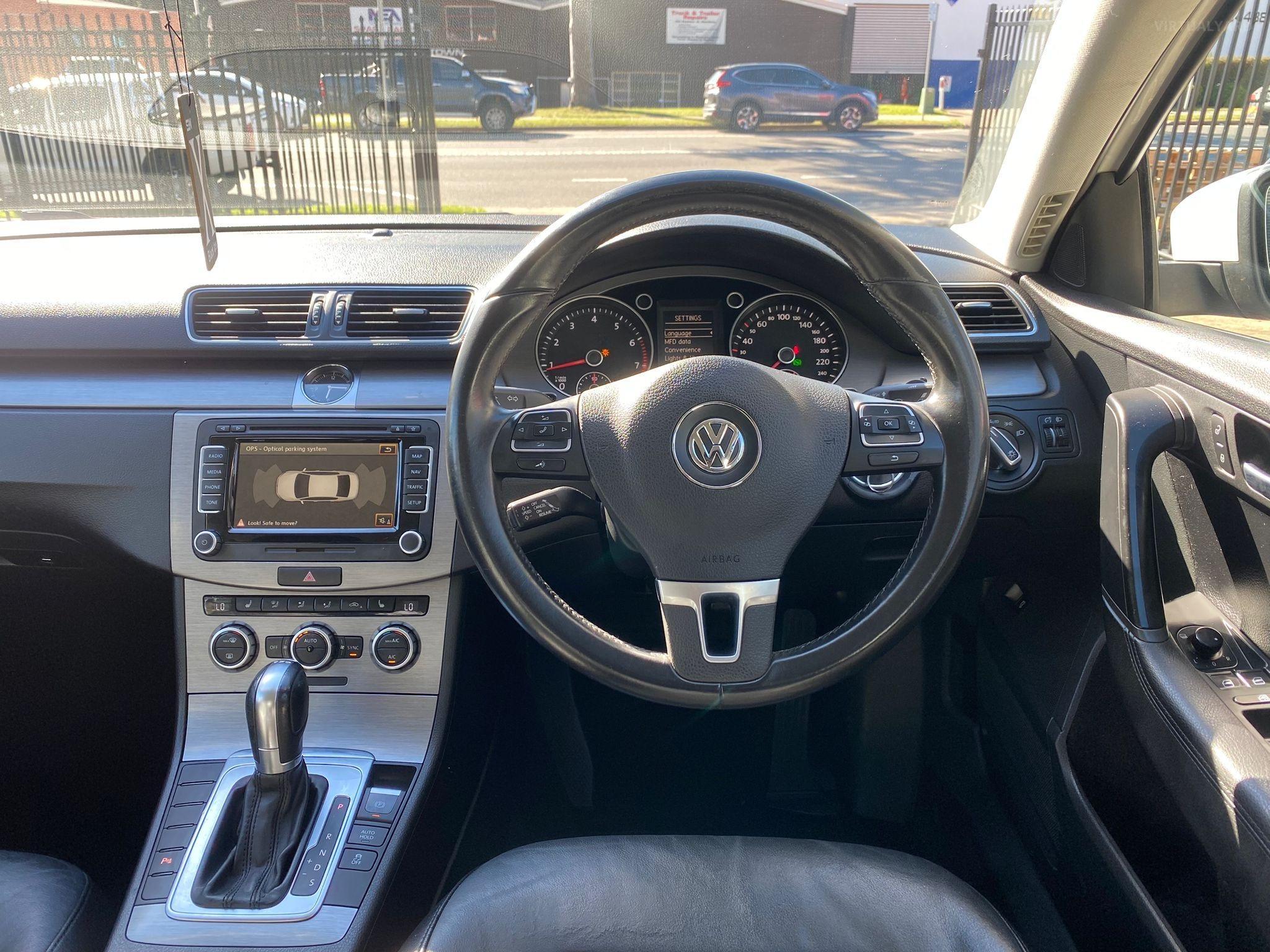 Volkswagen Passat
