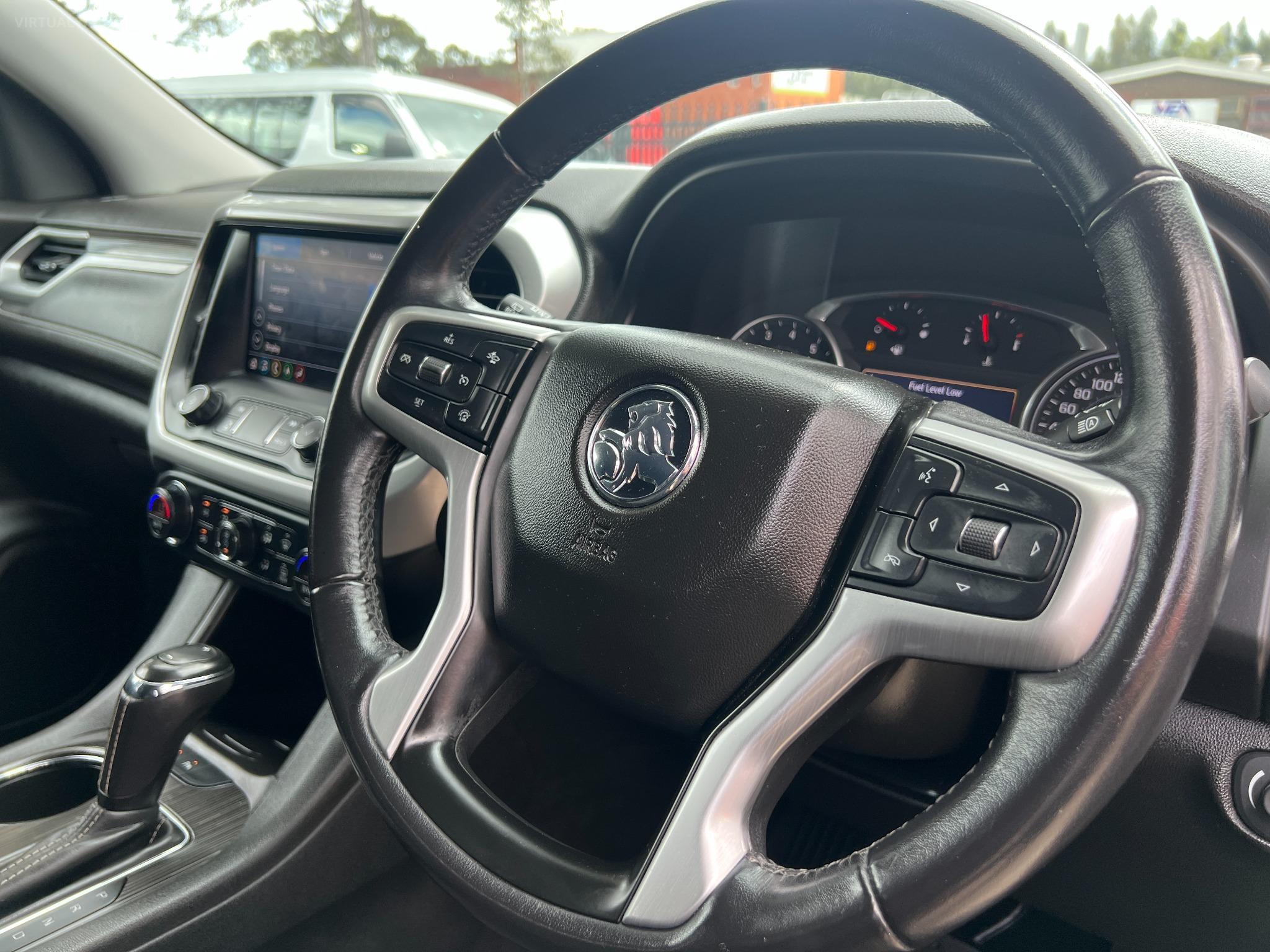 Holden Acadia