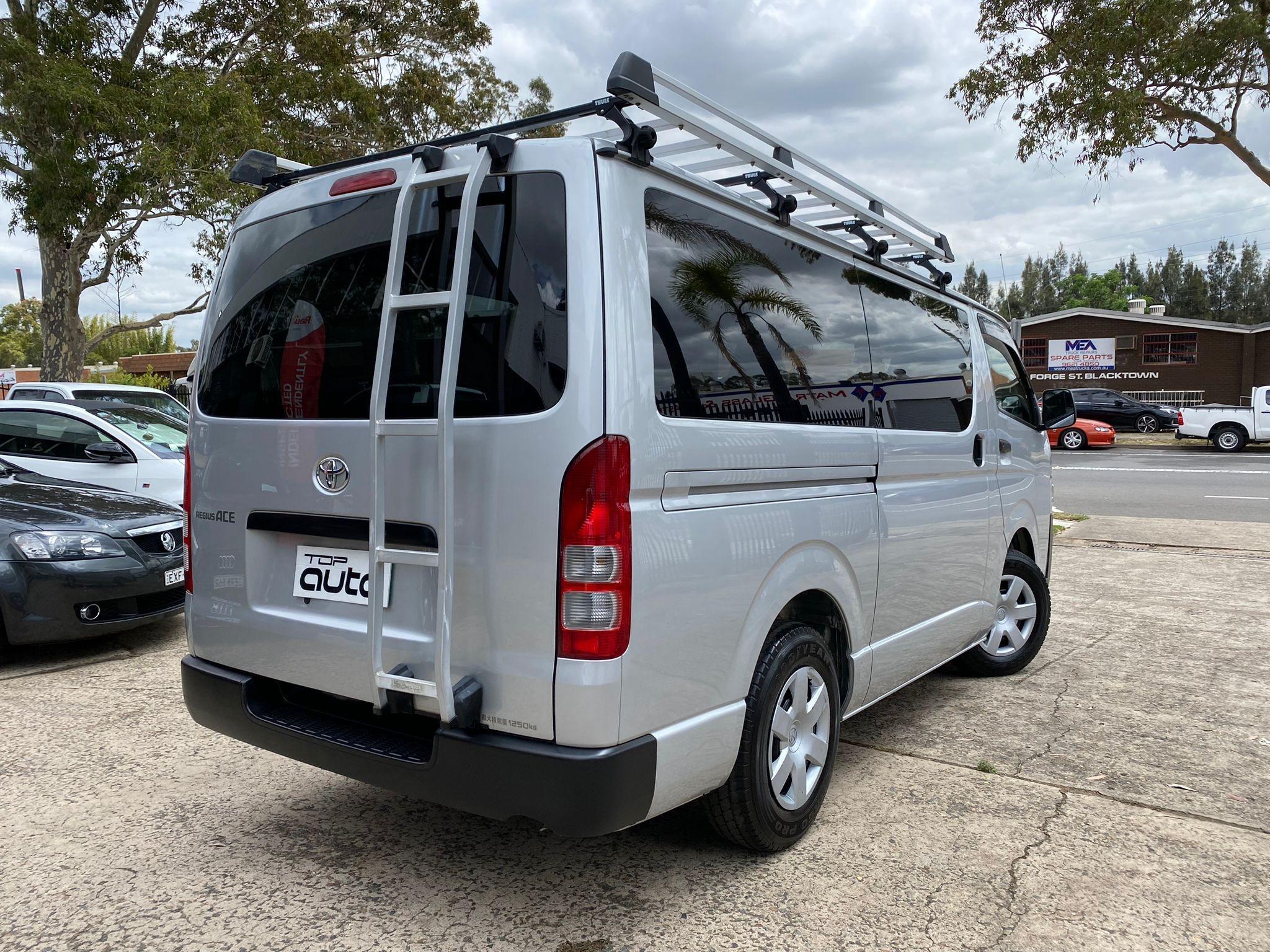 Toyota Hiace