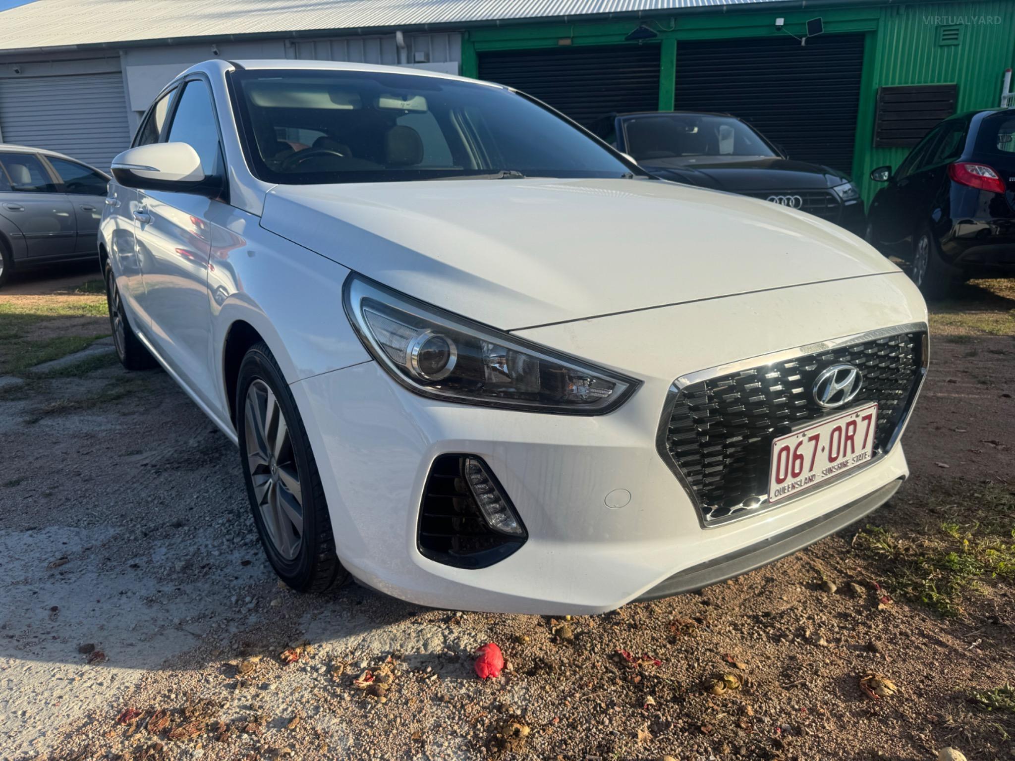HYUNDAI i30