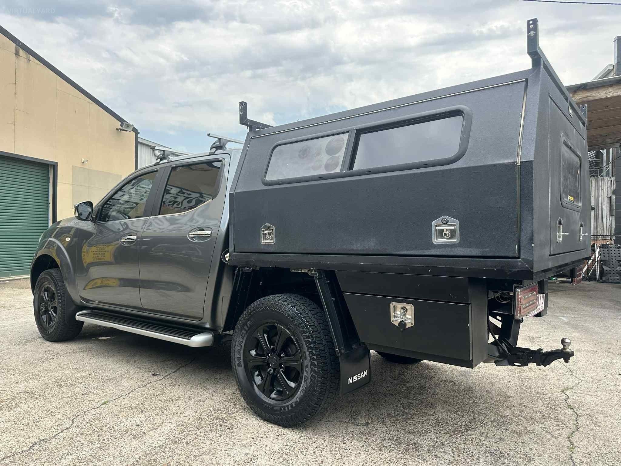 NISSAN NAVARA