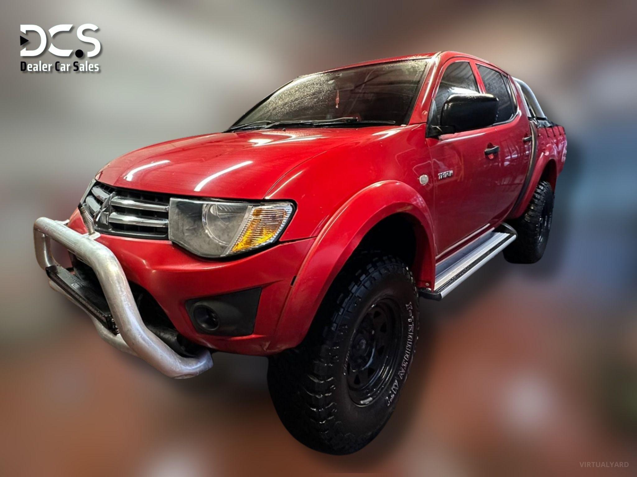MITSUBISHI TRITON