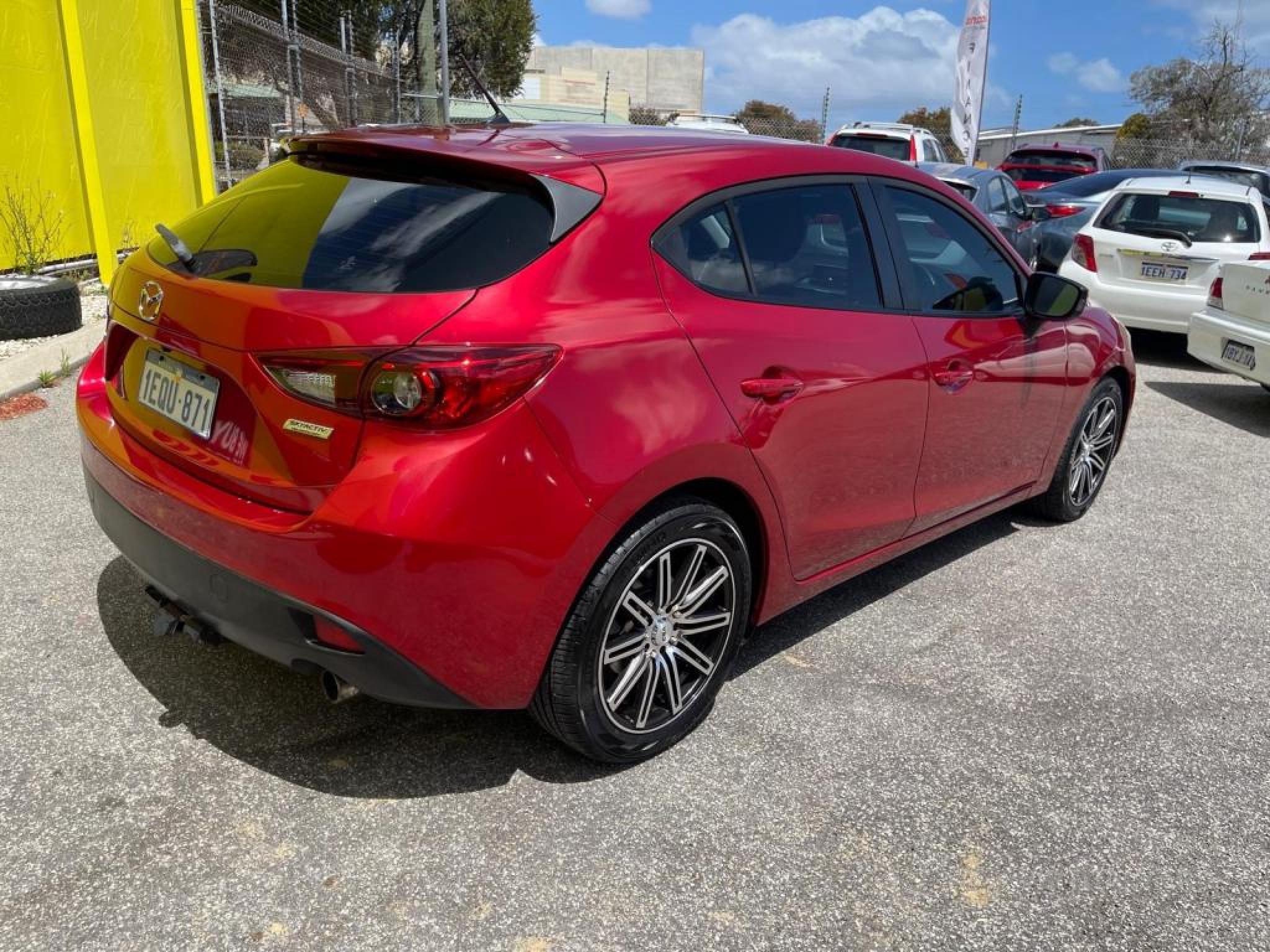 MAZDA MAZDA3