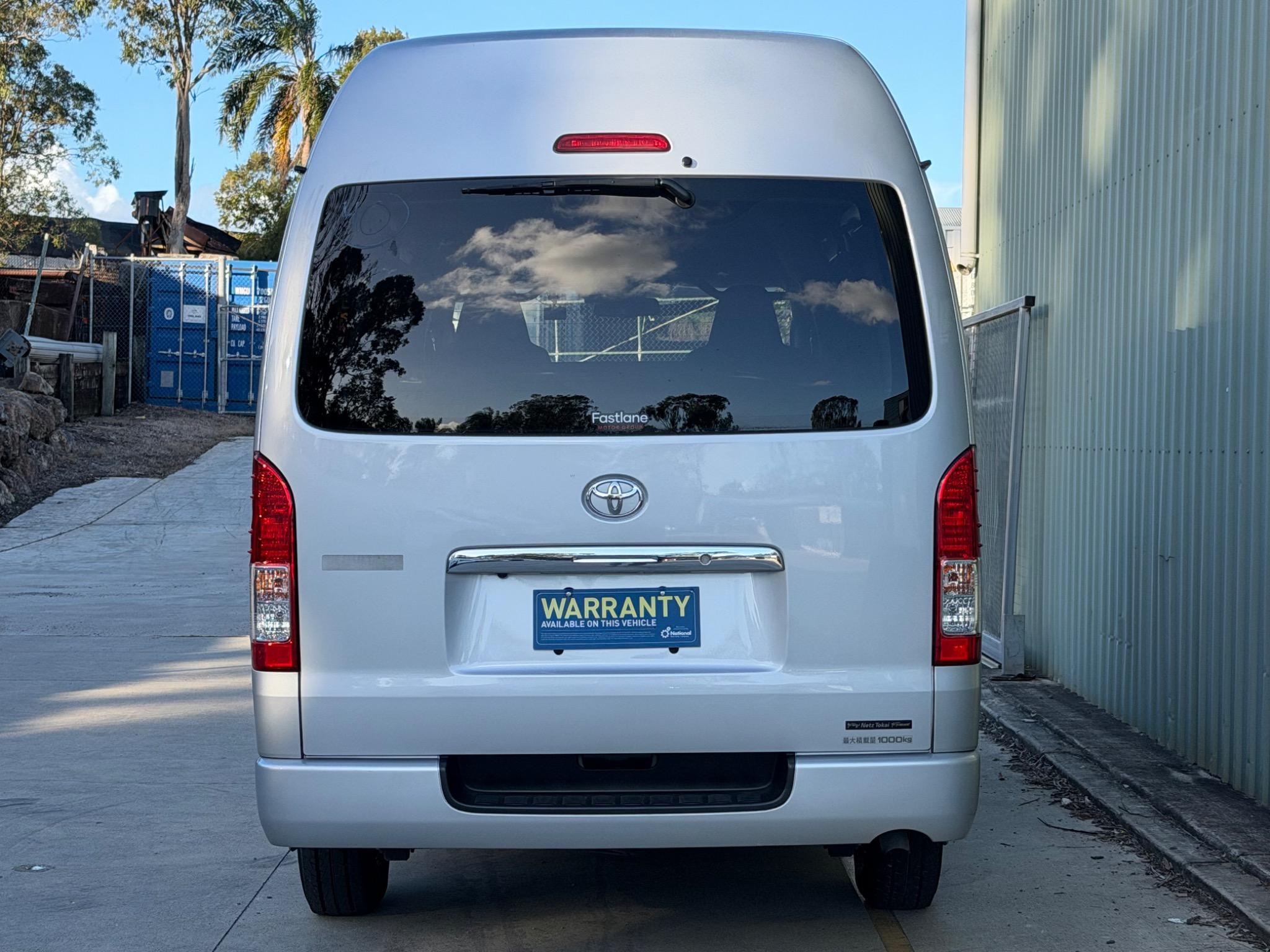 TOYOTA HIACE
